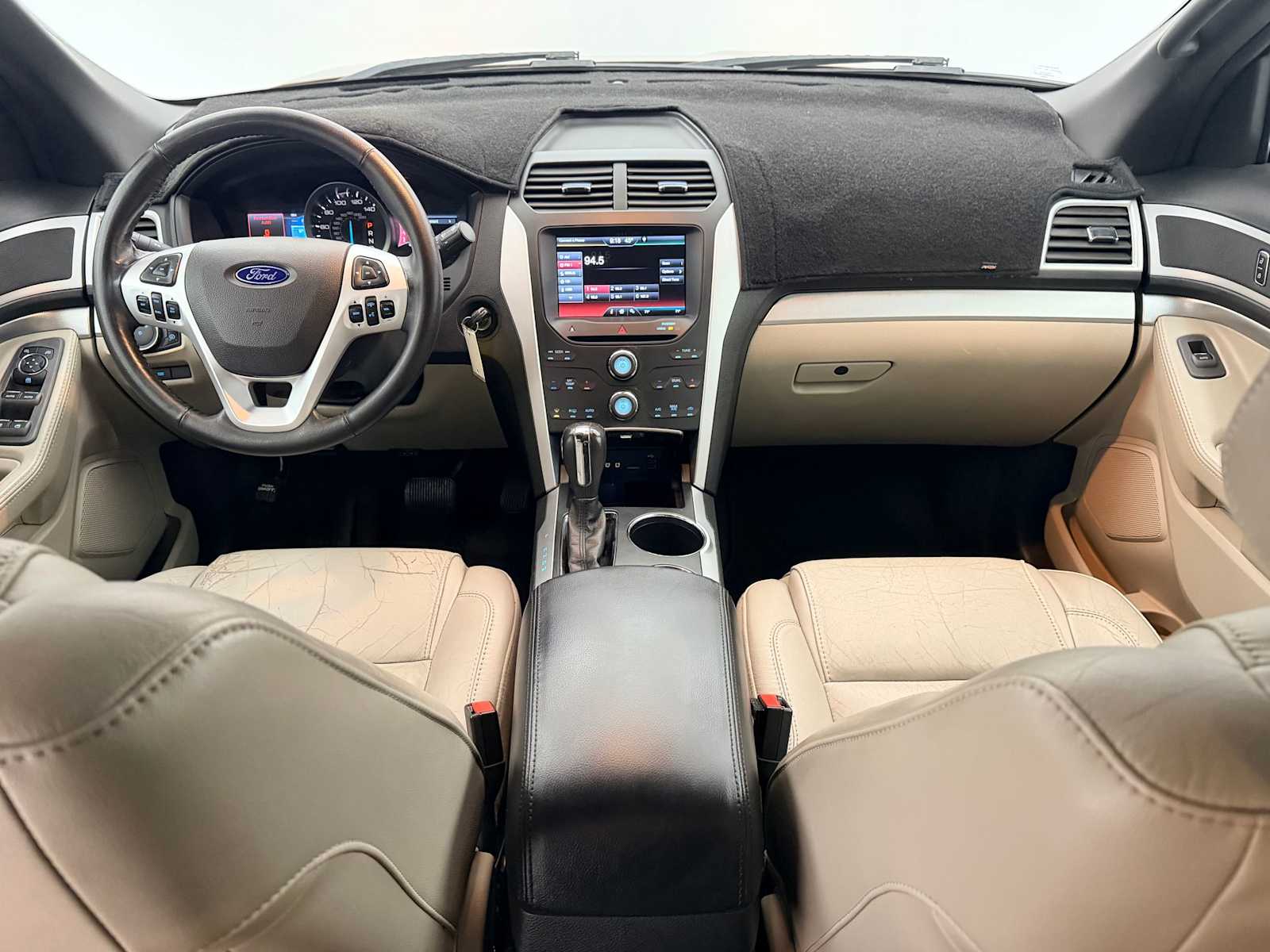 Thumbnail: 2012 Ford Explorer - 16