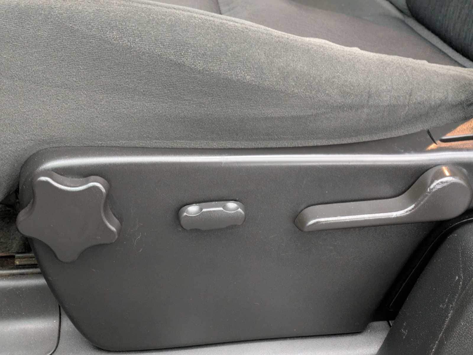 Thumbnail: 2009 Chevrolet Silverado 1500 - 19