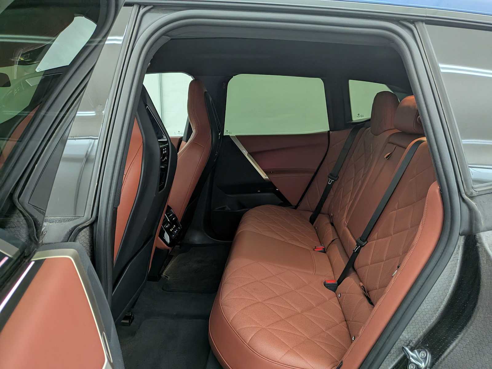 Thumbnail: 2023 BMW iX - 20