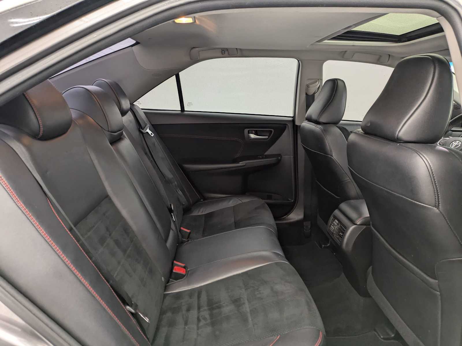 Thumbnail: 2017 Toyota Camry - 22