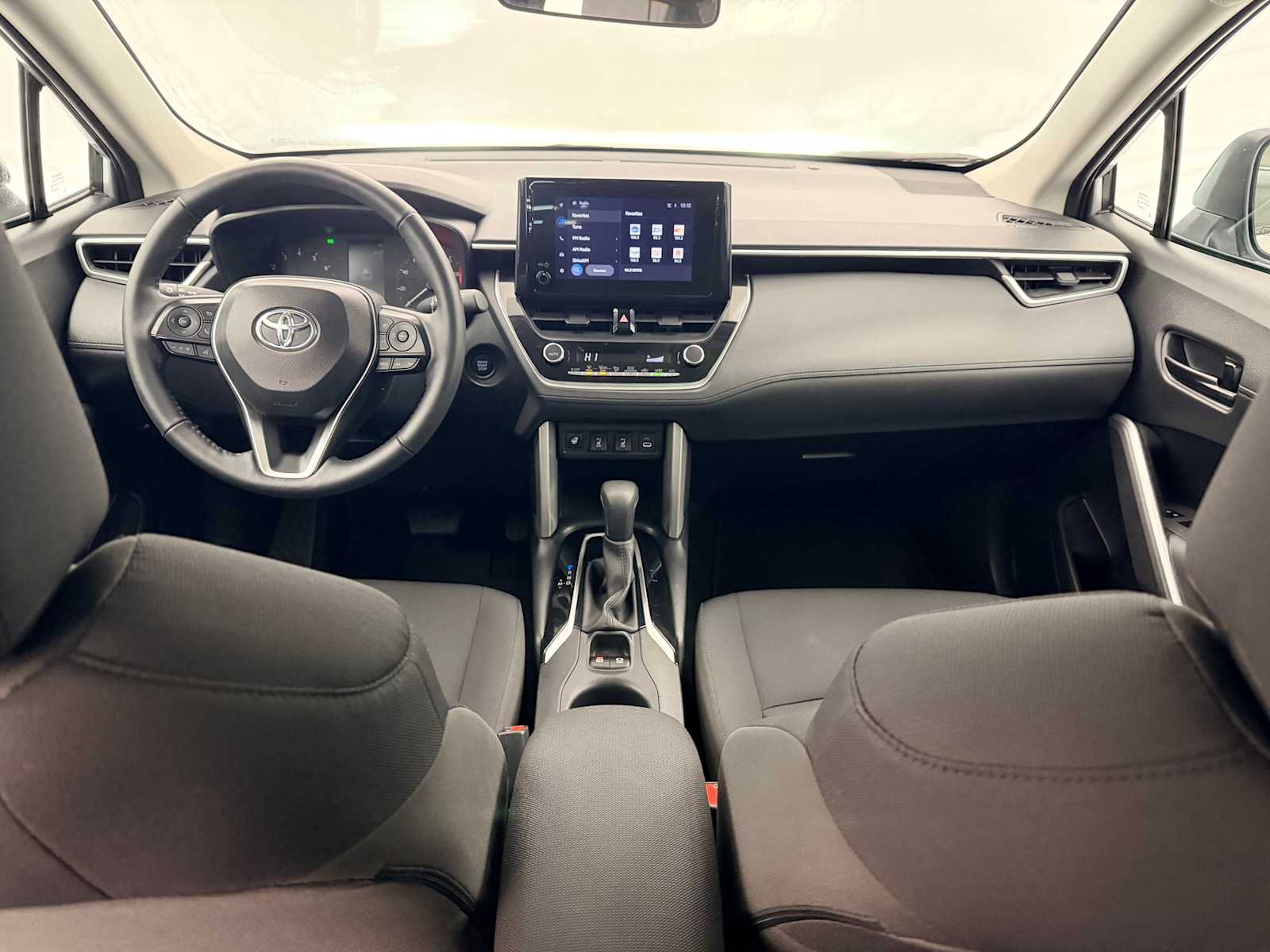 Thumbnail: 2024 Toyota Corolla Cross - 16