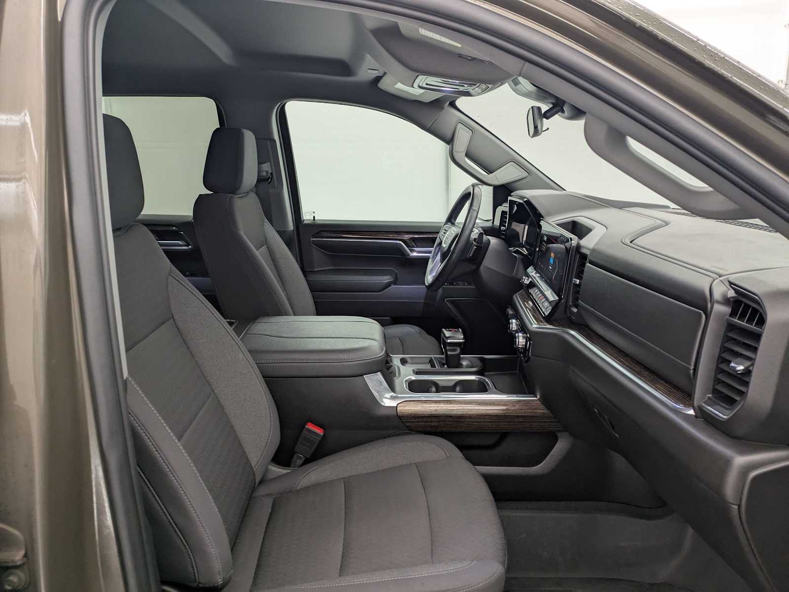 Thumbnail: 2023 GMC Sierra 1500 - 22