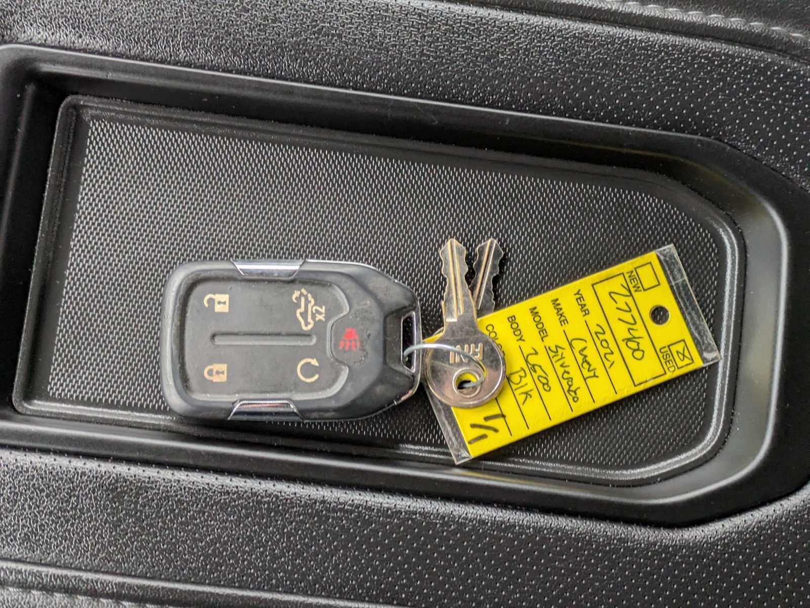 Thumbnail: 2021 Chevrolet Silverado 2500 - 37