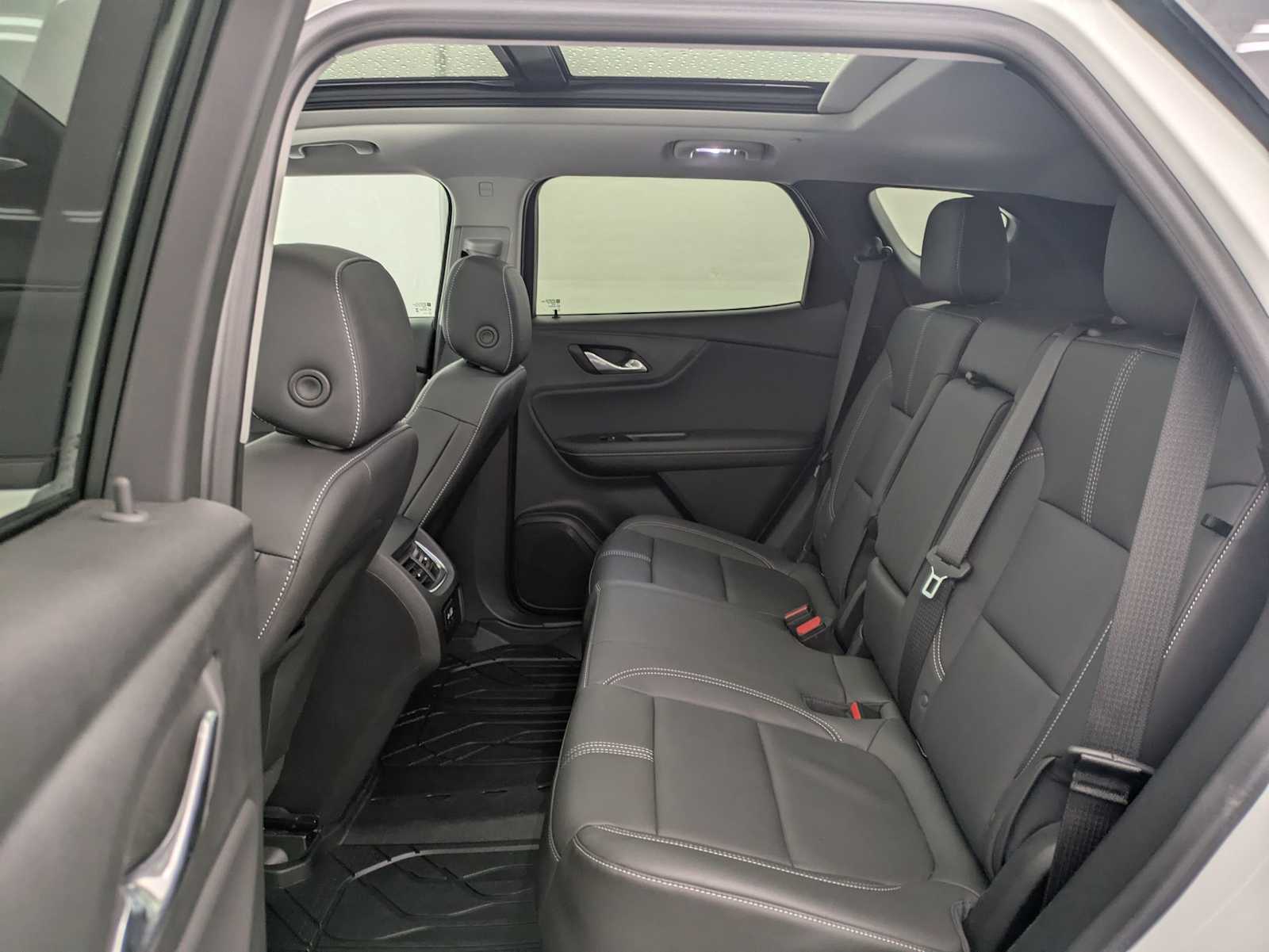 Thumbnail: 2024 Chevrolet Blazer - 20