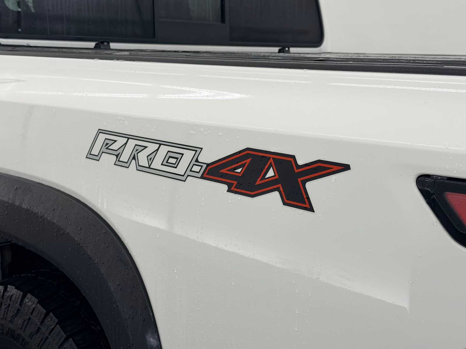 Thumbnail: 2022 Nissan Frontier - 11