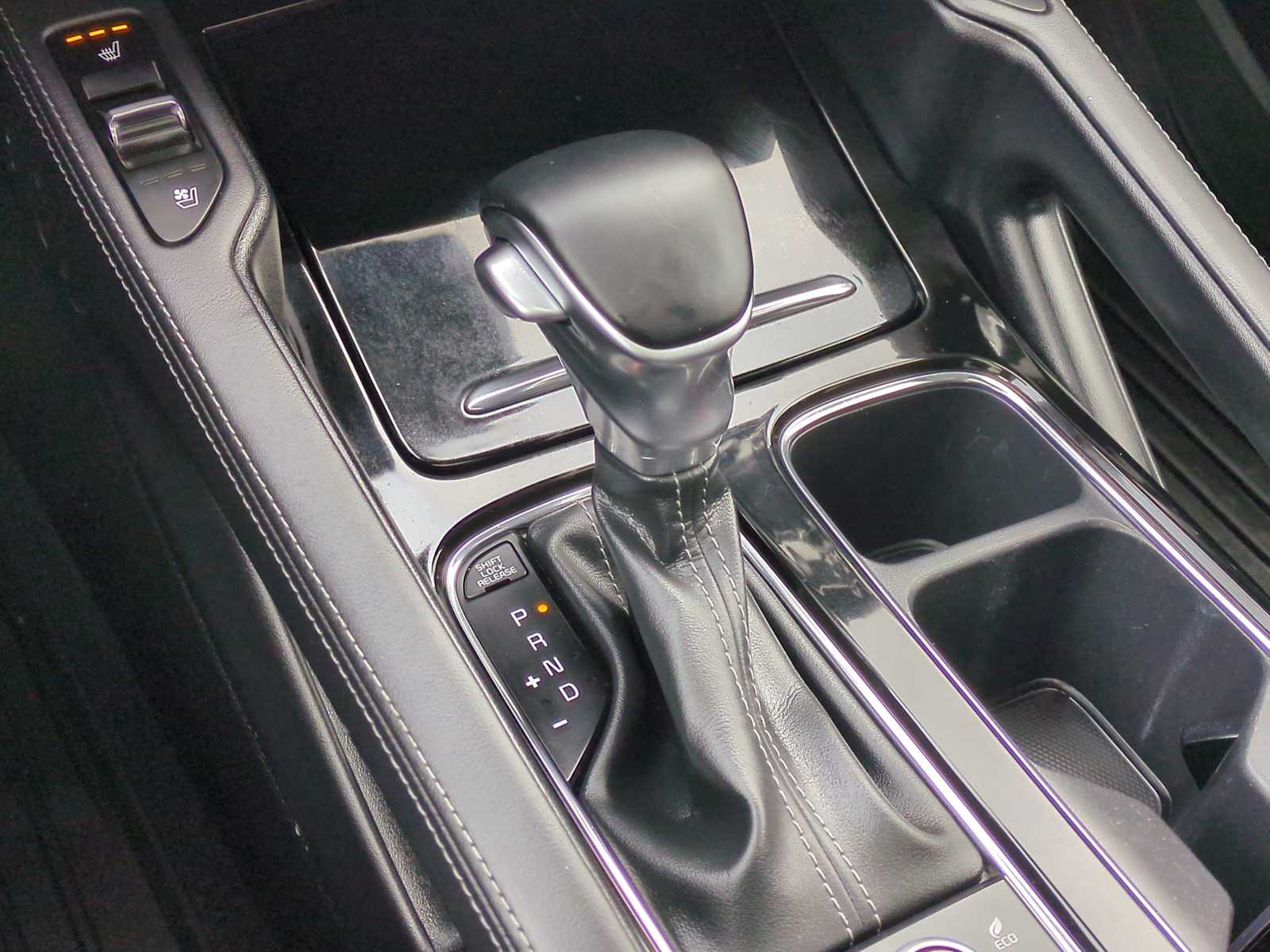 Thumbnail: 2022 Kia Telluride - 31