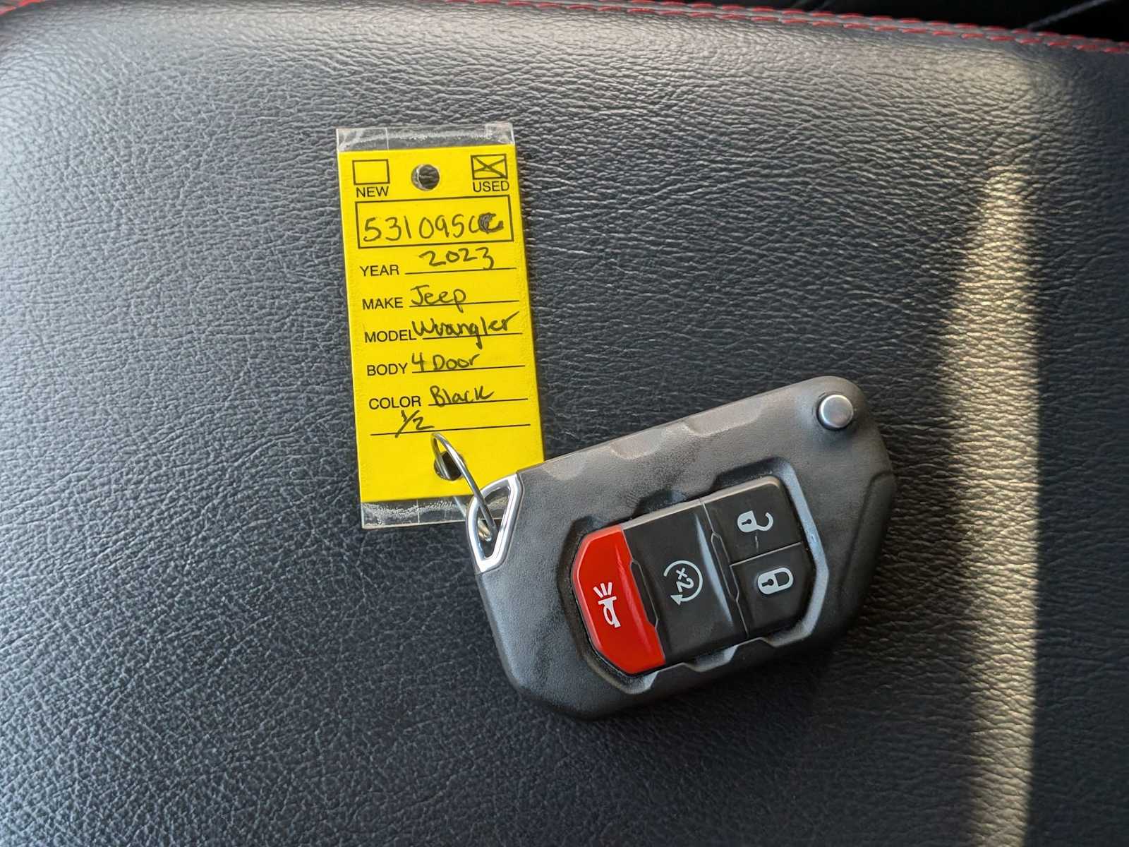 Thumbnail: 2023 Jeep Wrangler - 35