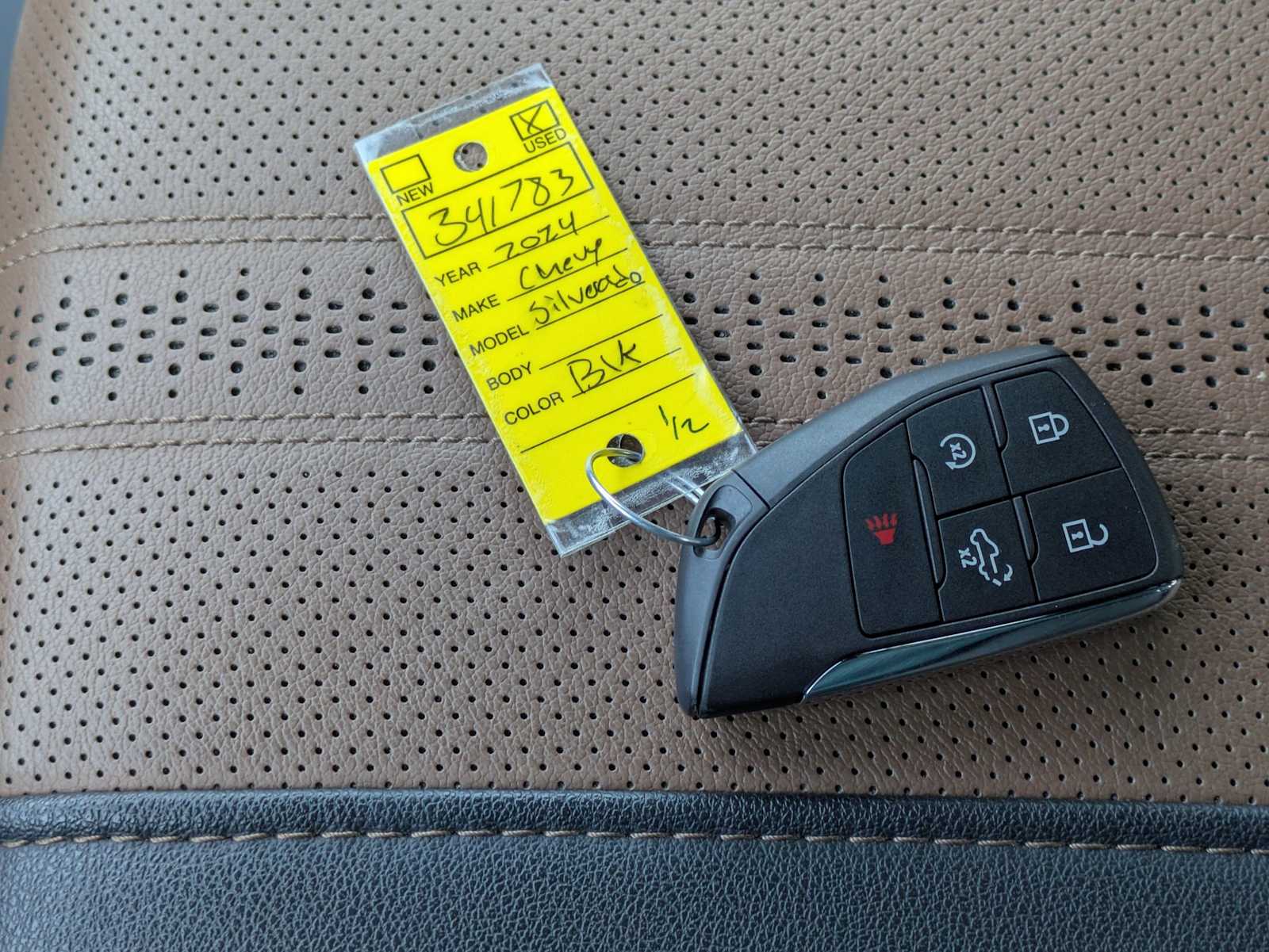 Thumbnail: 2024 Chevrolet Silverado 1500 - 35