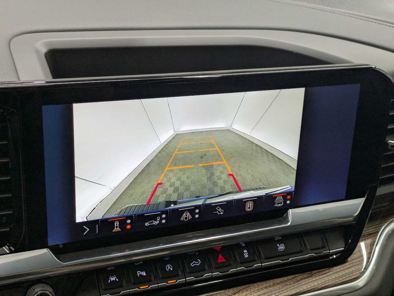 Thumbnail: 2025 Chevrolet Silverado 1500 - 31