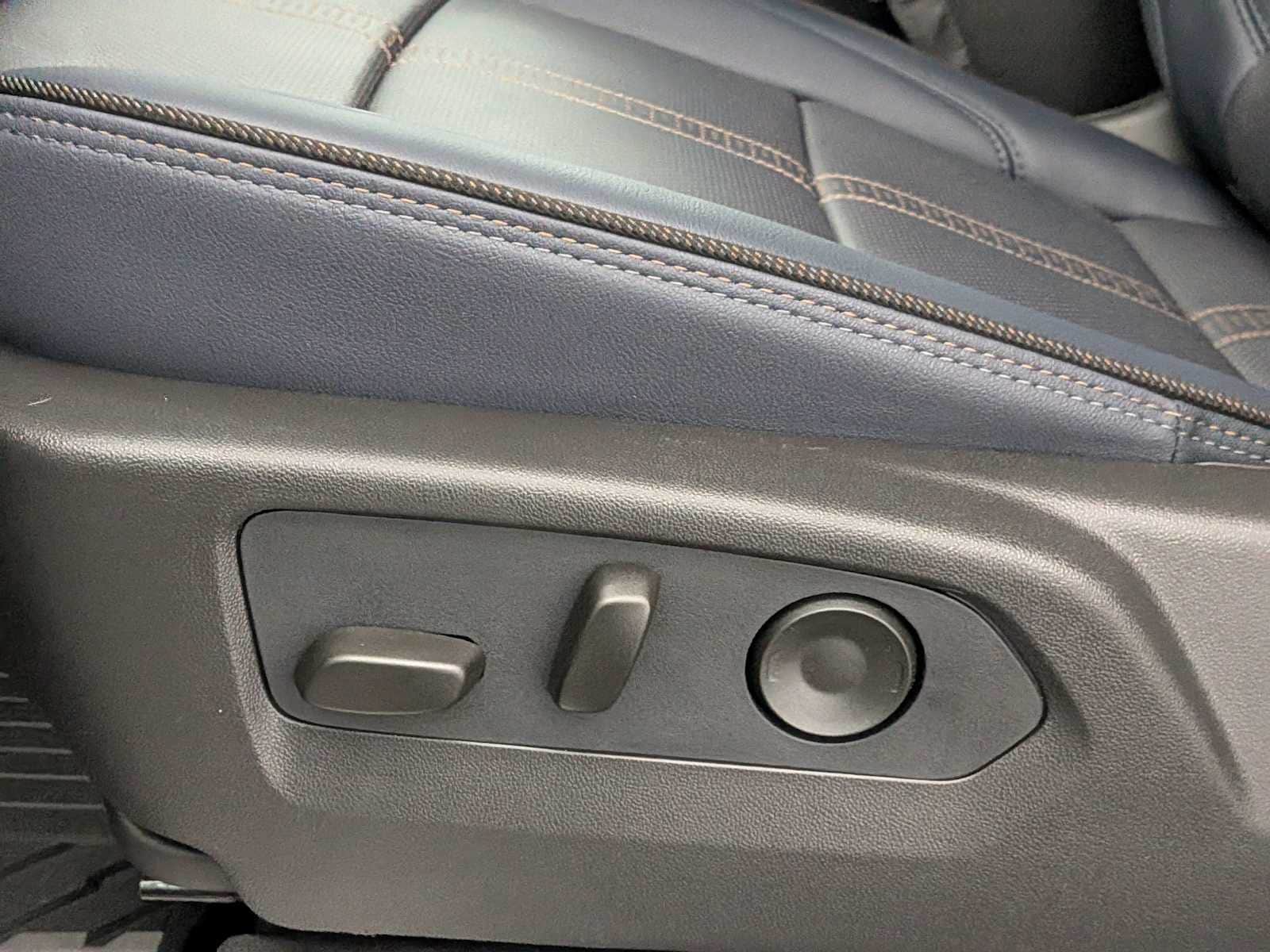 Thumbnail: 2026 Chevrolet Silverado 2500 - 20