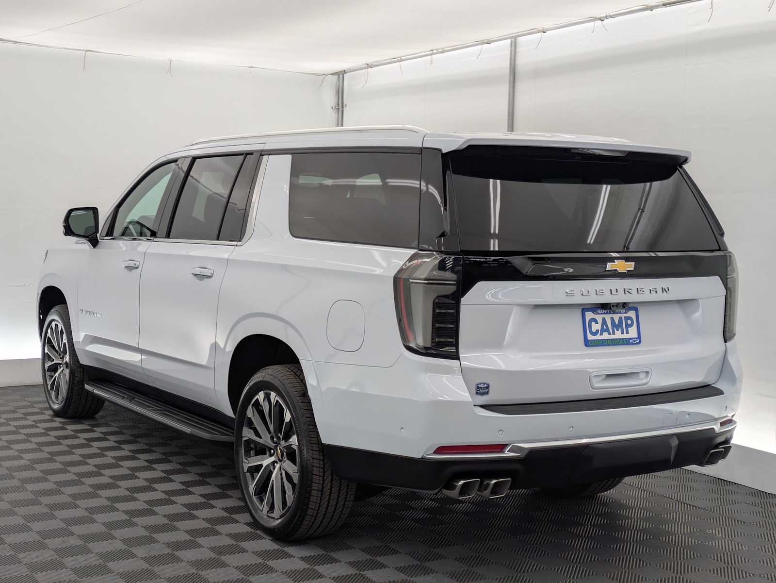 Thumbnail: 2026 Chevrolet Suburban - 4