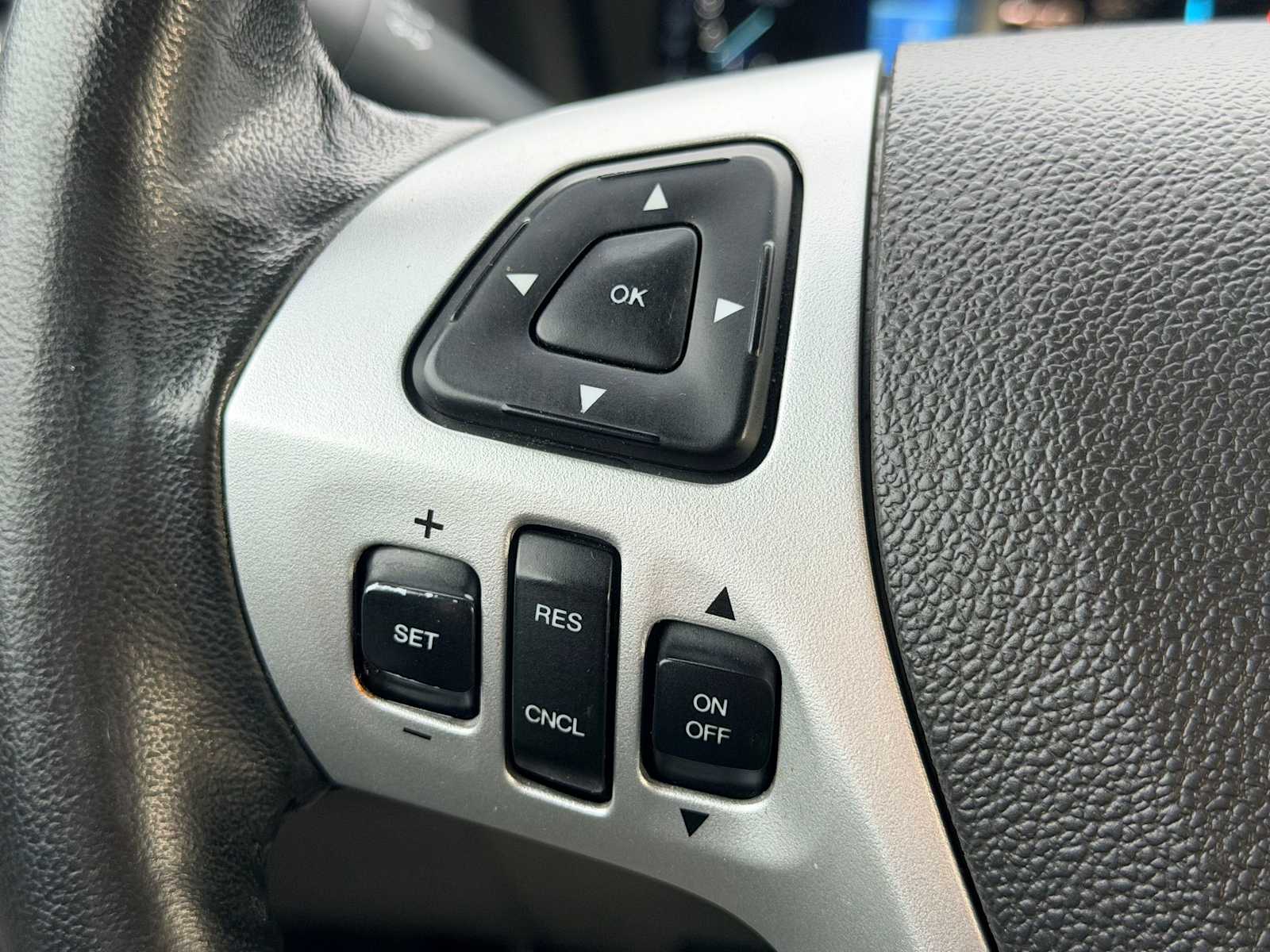 Thumbnail: 2012 Ford Explorer - 23