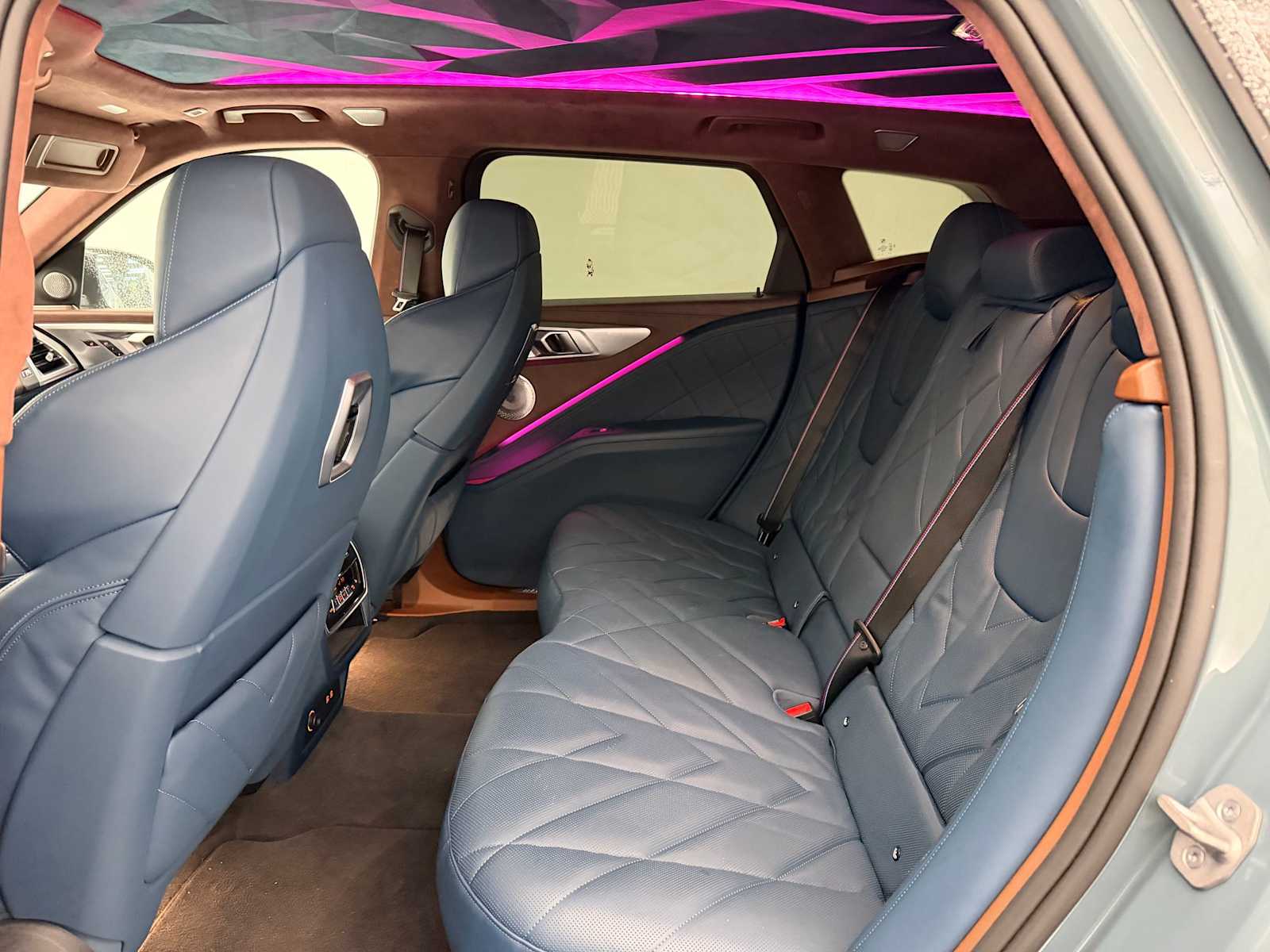 Thumbnail: 2023 BMW XM - 19