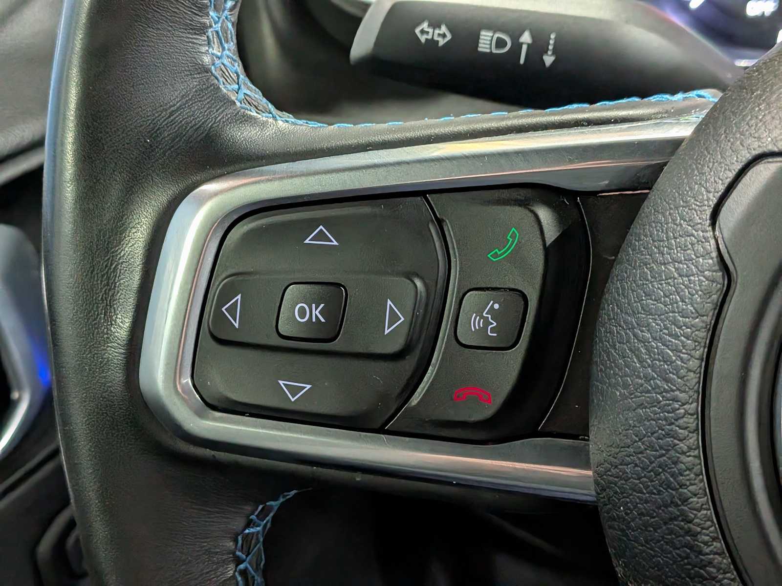 Thumbnail: 2022 Jeep Wrangler - 24