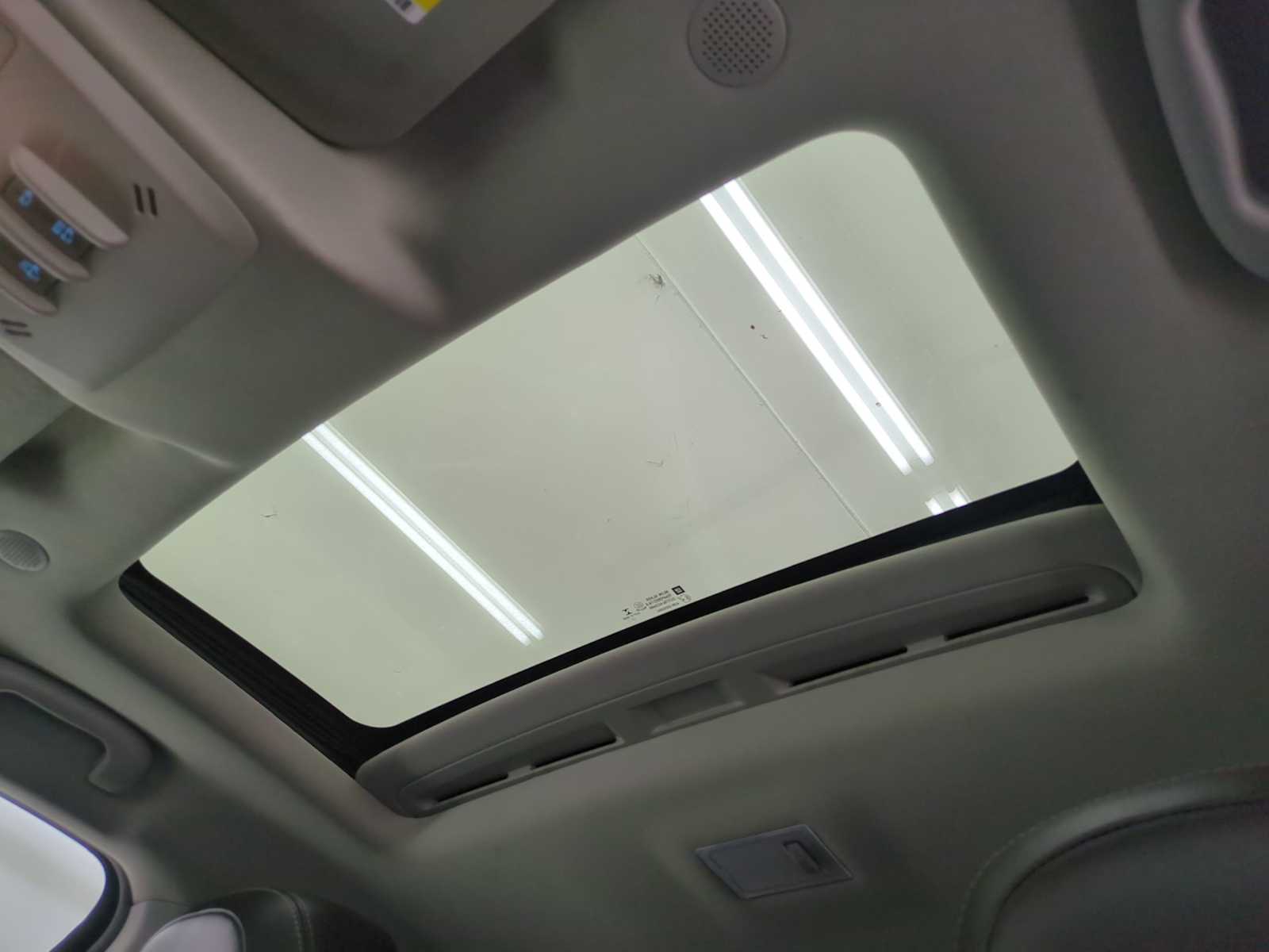 Thumbnail: 2014 Buick Encore - 17