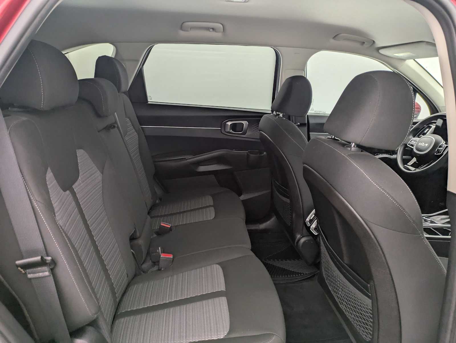 Thumbnail: 2022 Kia Sorento - 21