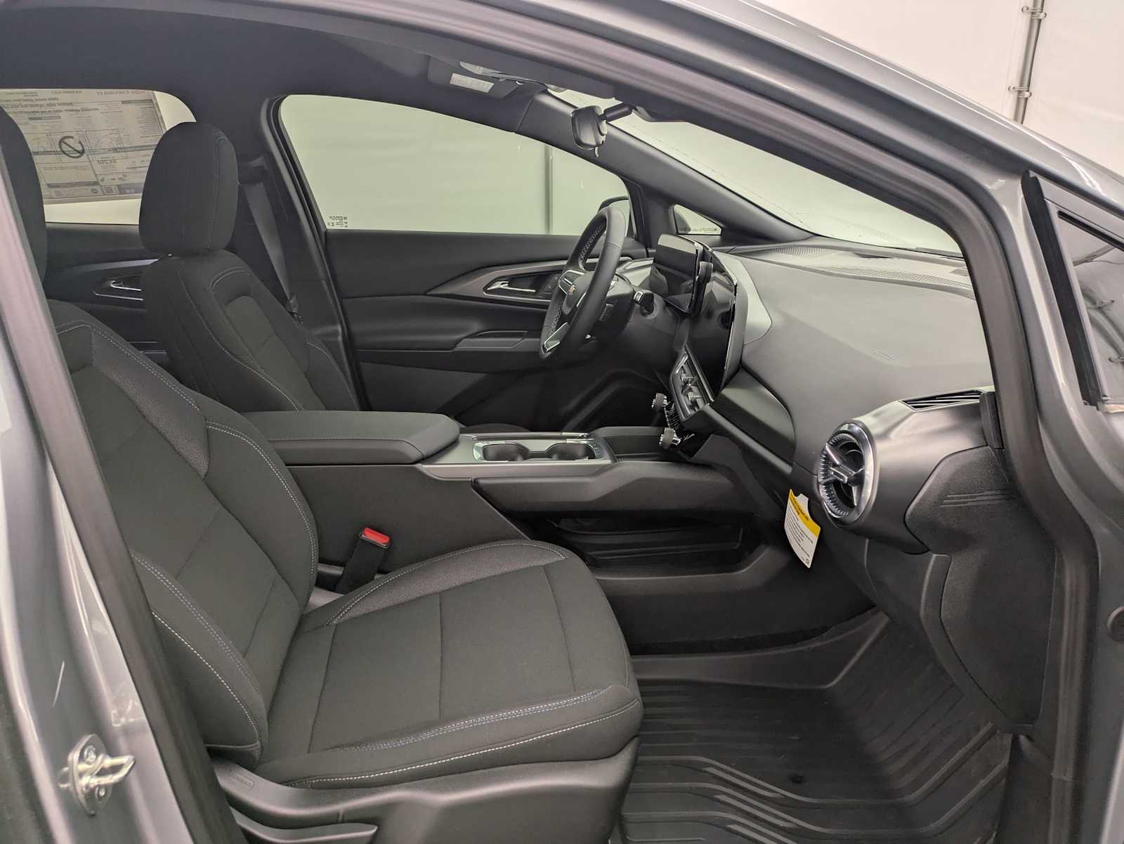 Thumbnail: 2026 Chevrolet Equinox - 21