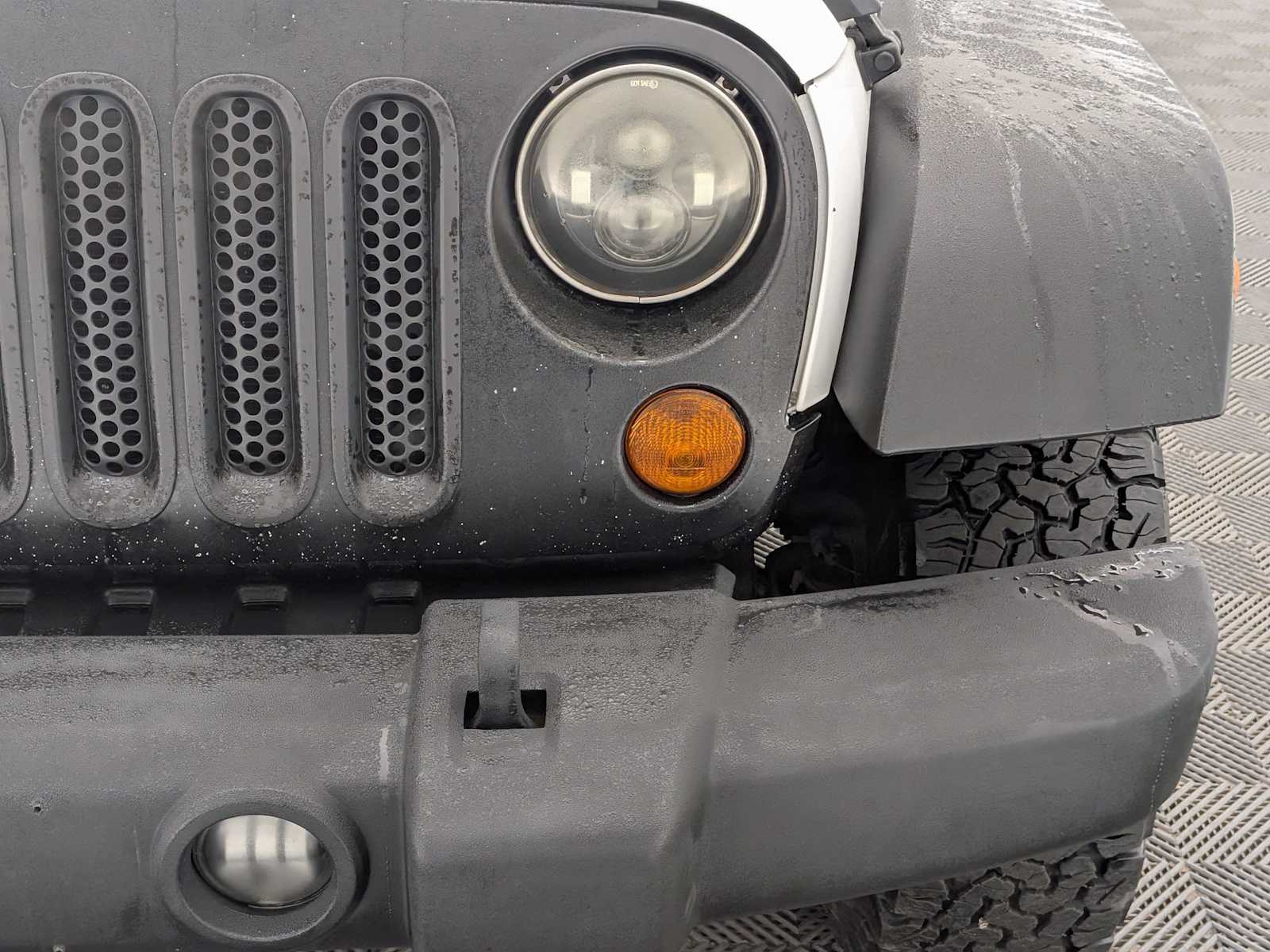 Thumbnail: 2013 Jeep Wrangler - 10