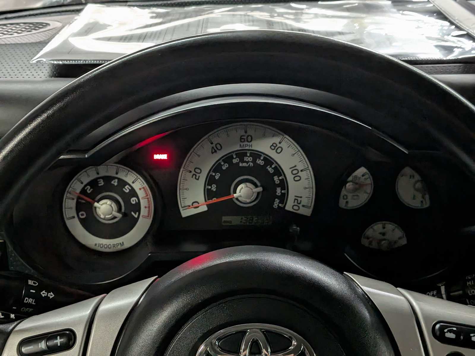 Thumbnail: 2014 Toyota FJ Cruiser - 32