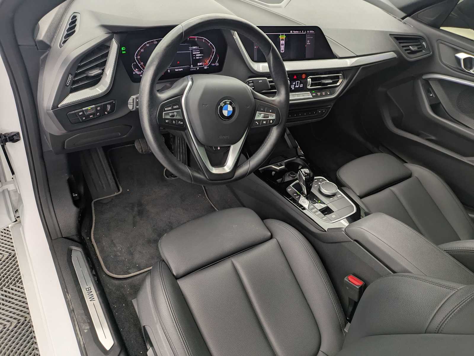 Thumbnail: 2024 BMW 2 Series - 2