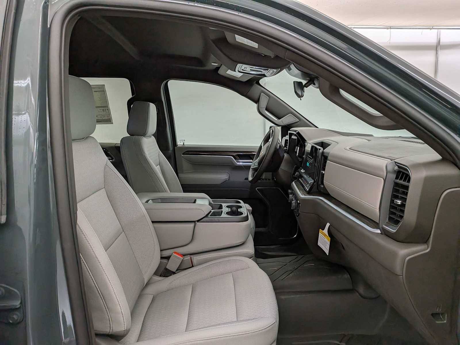 Thumbnail: 2026 Chevrolet Silverado 1500 - 25