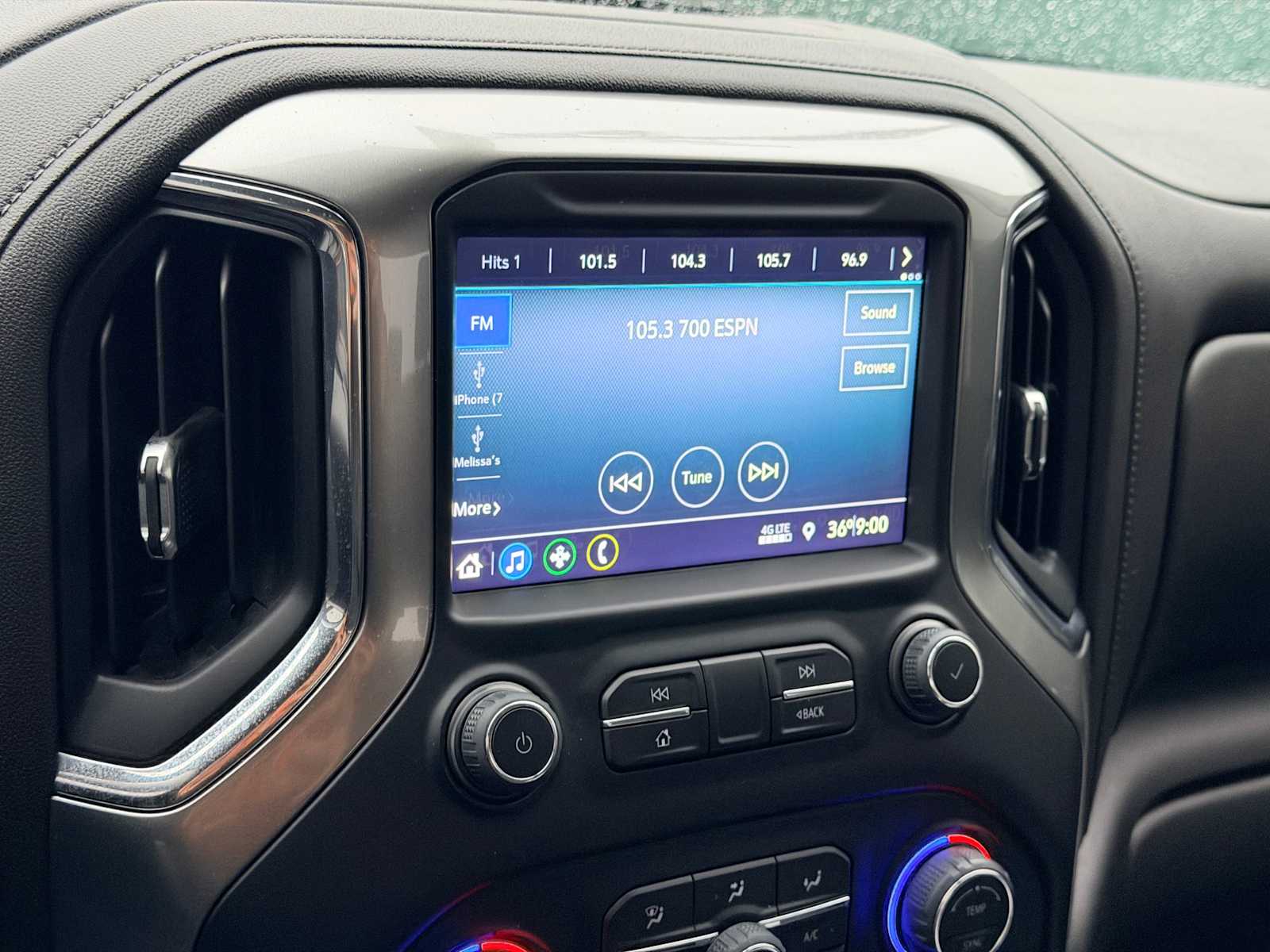 Thumbnail: 2021 Chevrolet Silverado 1500 - 30