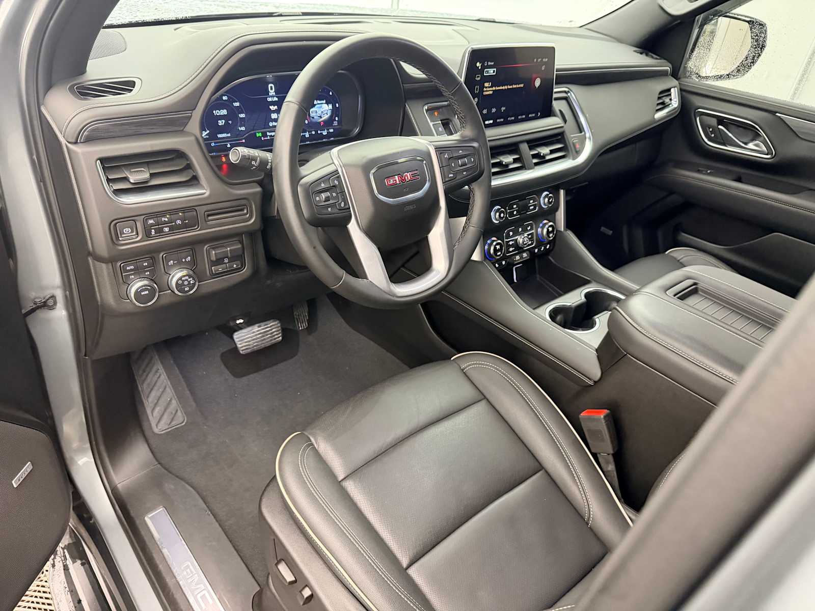 Thumbnail: 2023 GMC Yukon XL - 2