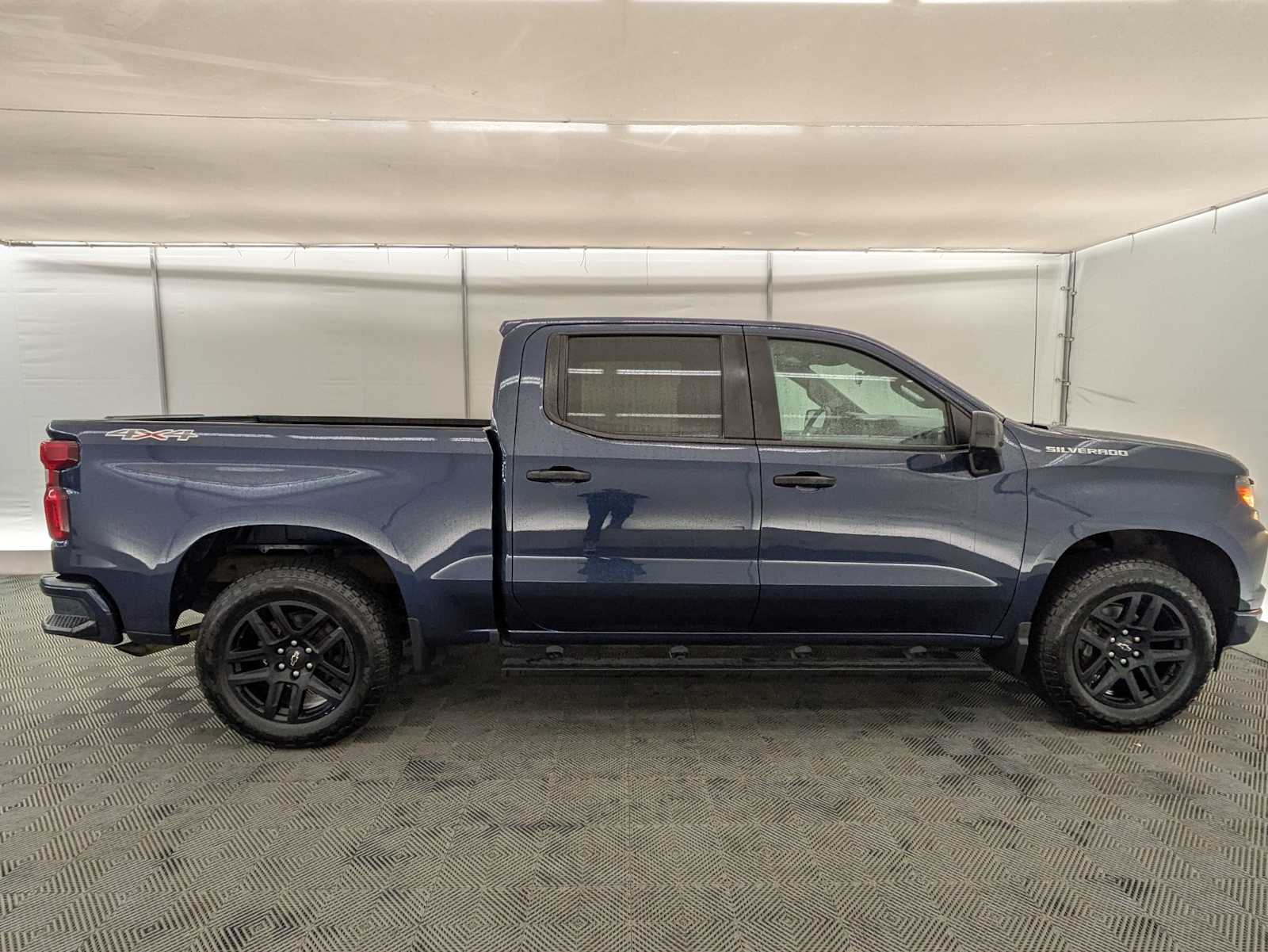 Thumbnail: 2022 Chevrolet Silverado 1500 - 7