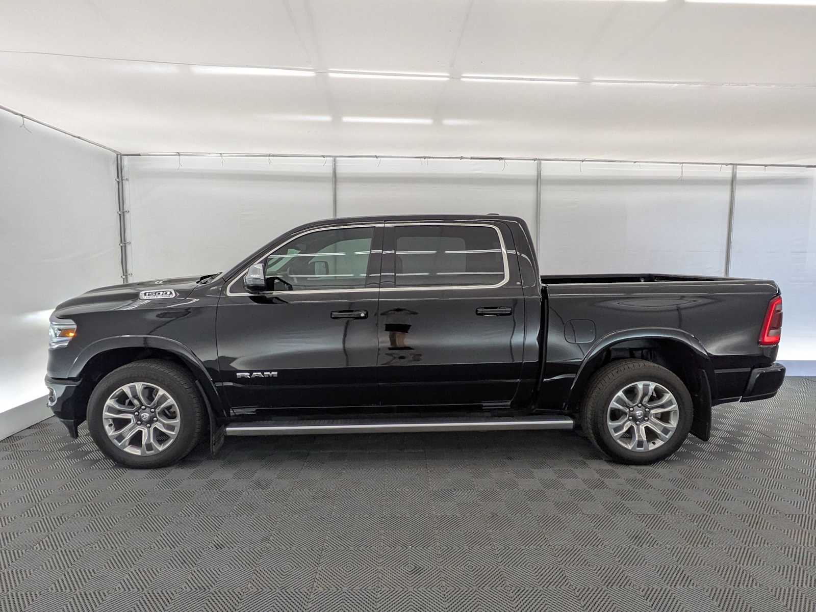 Thumbnail: 2023 RAM 1500 - 3