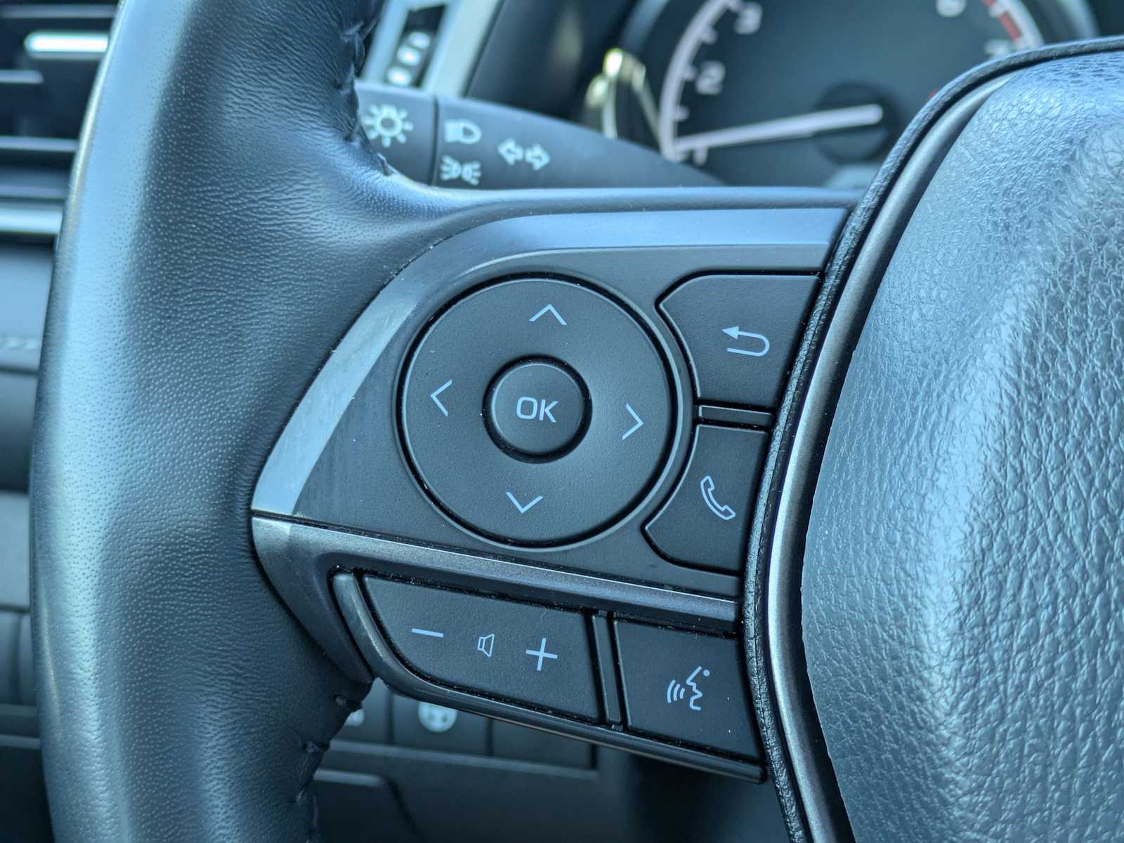 Thumbnail: 2024 Toyota Camry - 23
