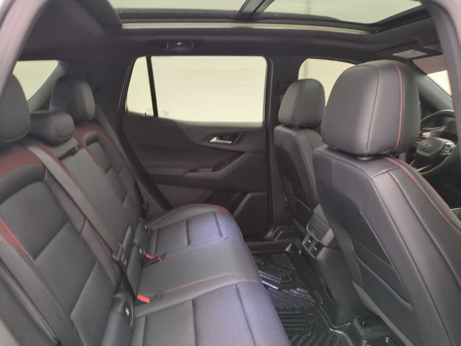 Thumbnail: 2025 Chevrolet Equinox - 19