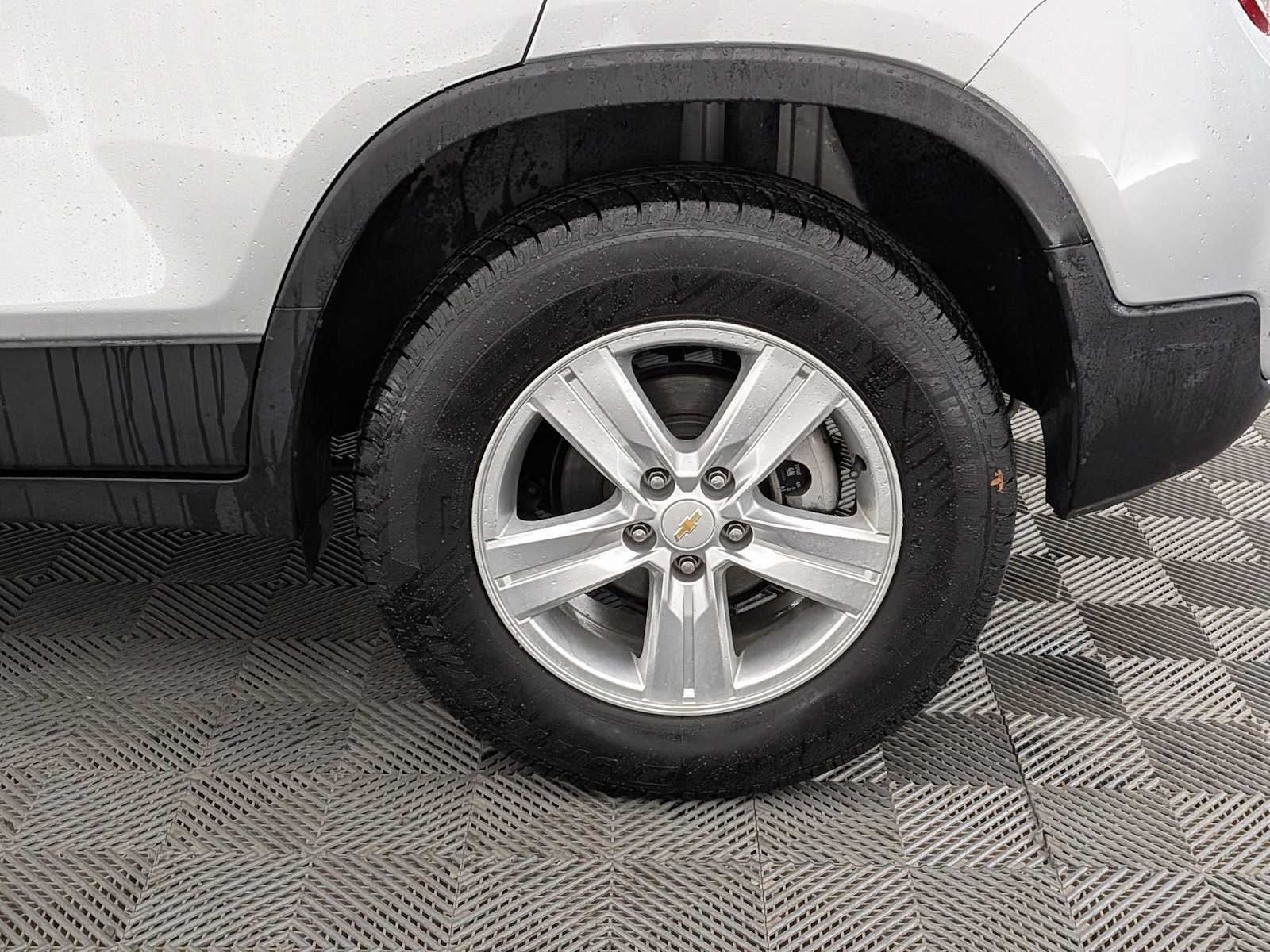 Thumbnail: 2021 Chevrolet Trax - 13