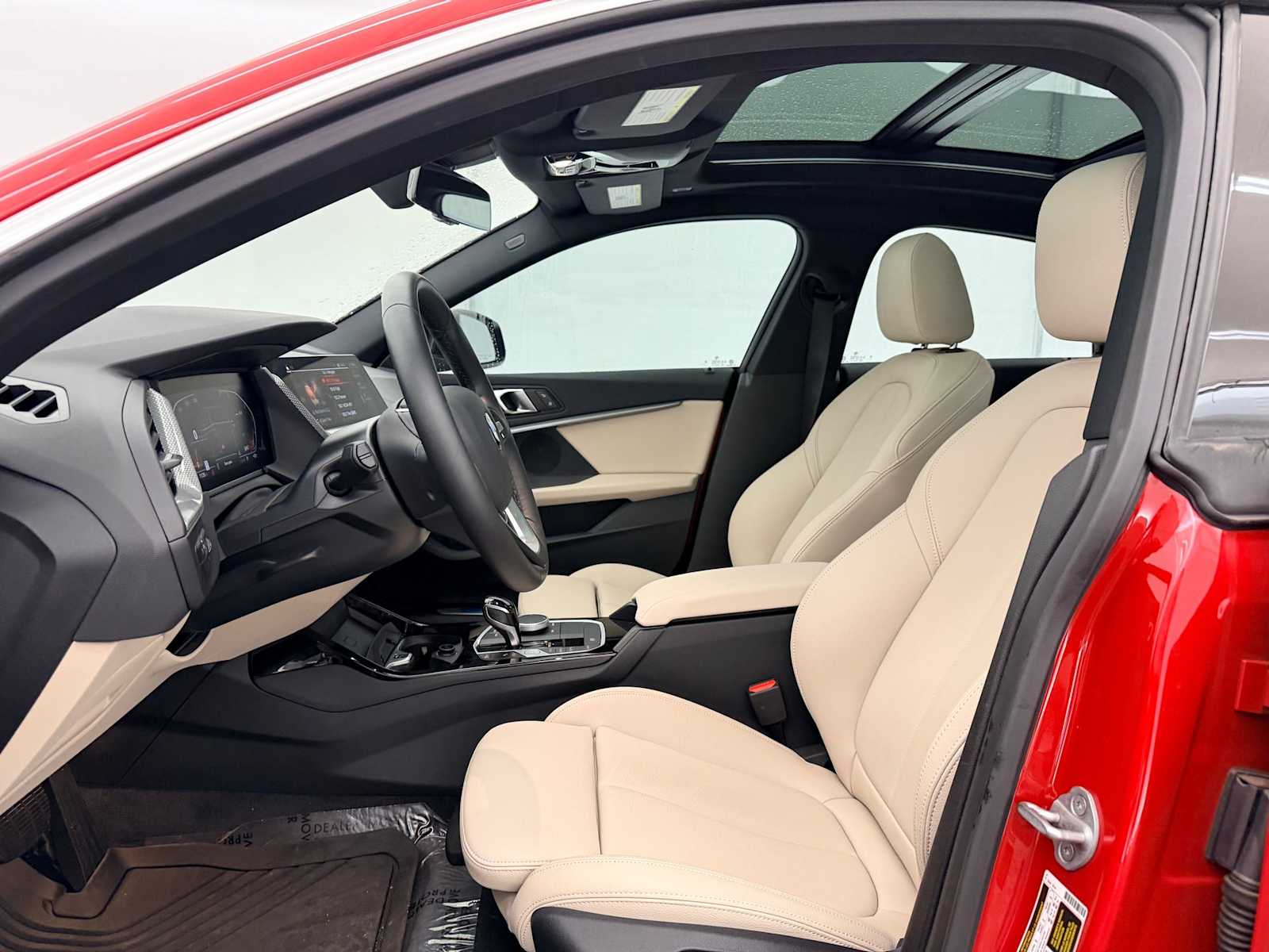 Thumbnail: 2024 BMW 2 Series - 17