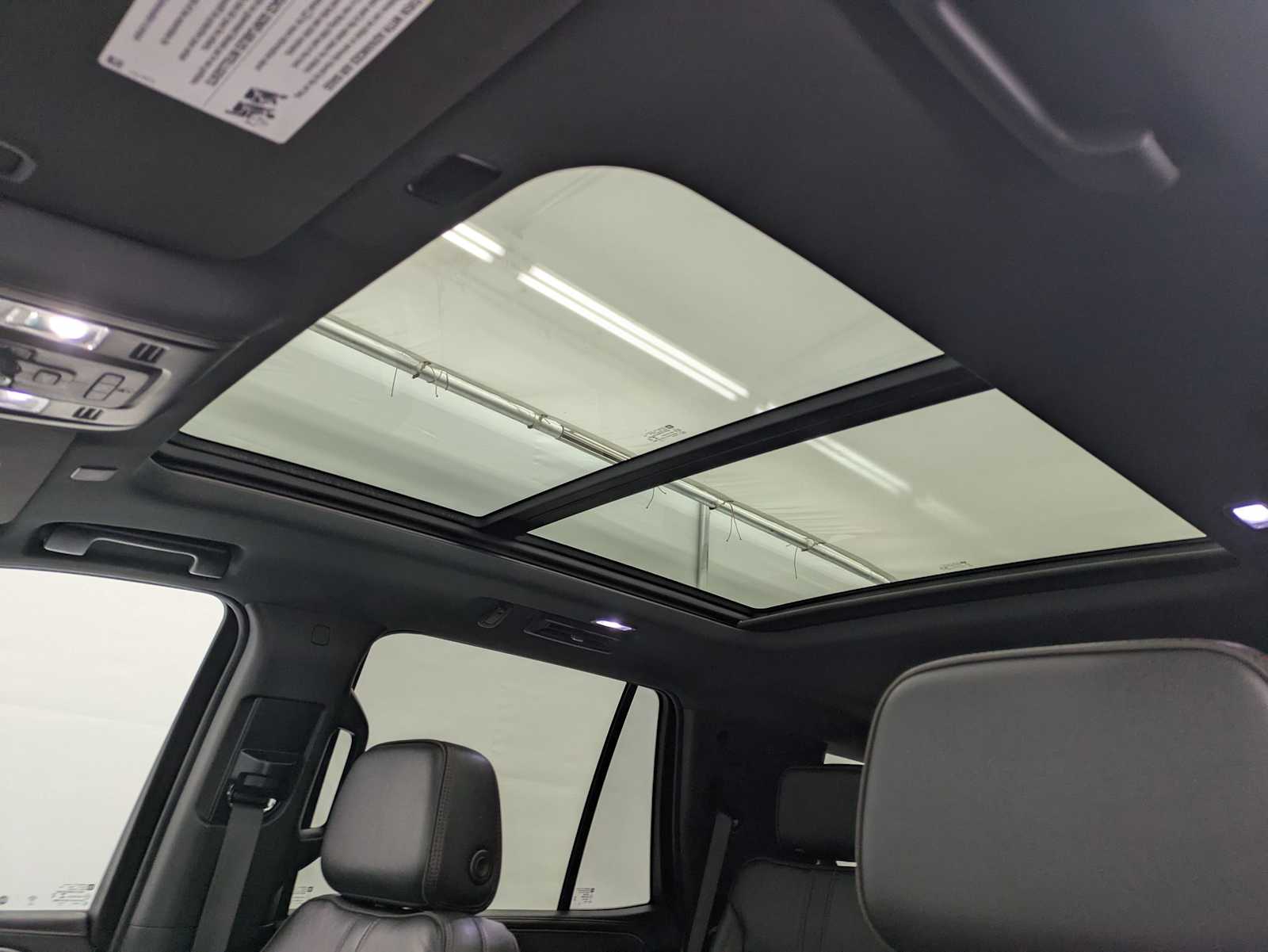 Thumbnail: 2021 Chevrolet Tahoe - 21