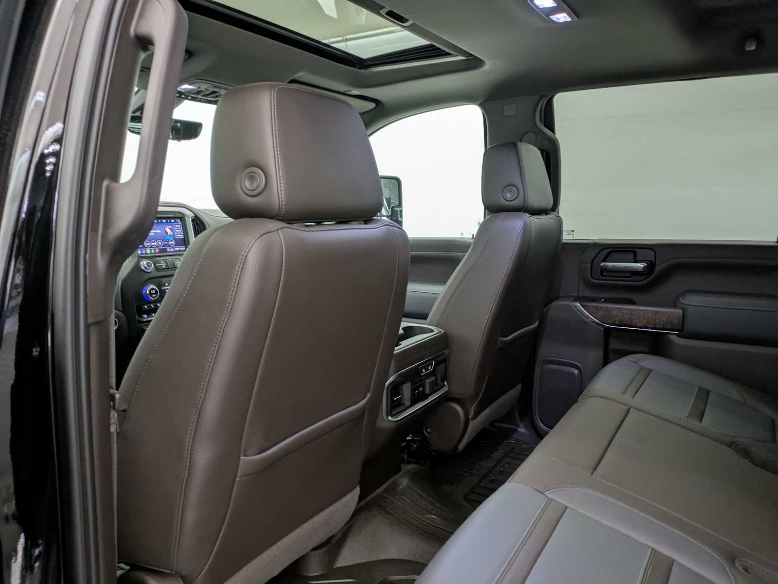 Thumbnail: 2020 GMC Sierra 3500 - 20