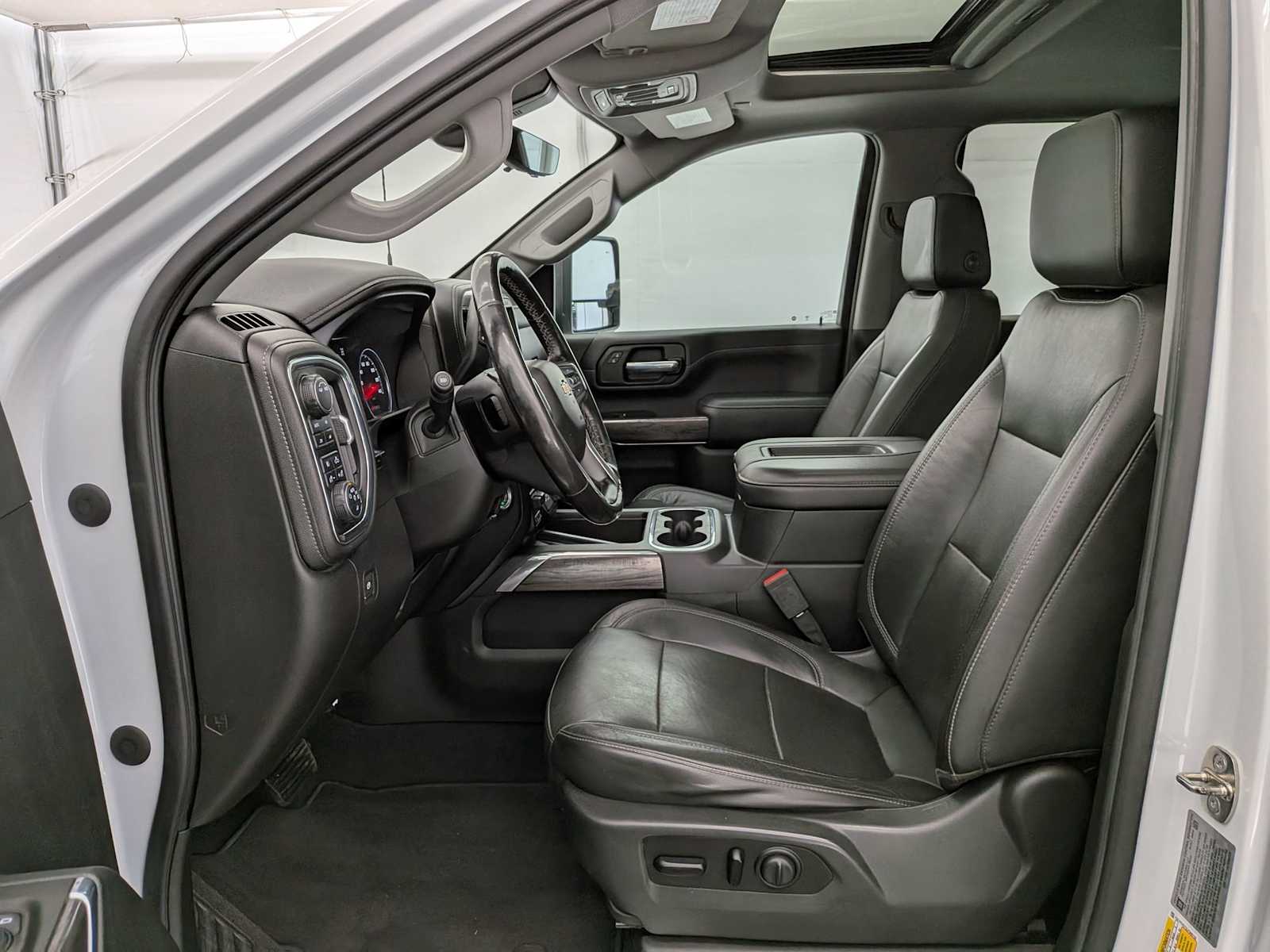 Thumbnail: 2020 Chevrolet Silverado 3500 - 19