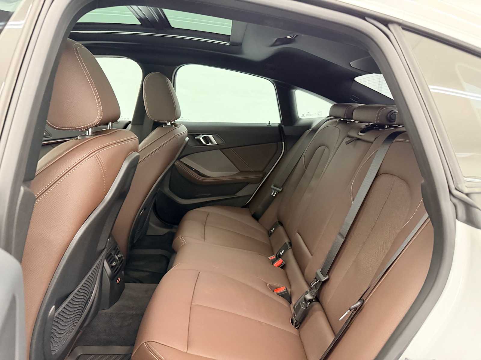 Thumbnail: 2024 BMW 2 Series - 19