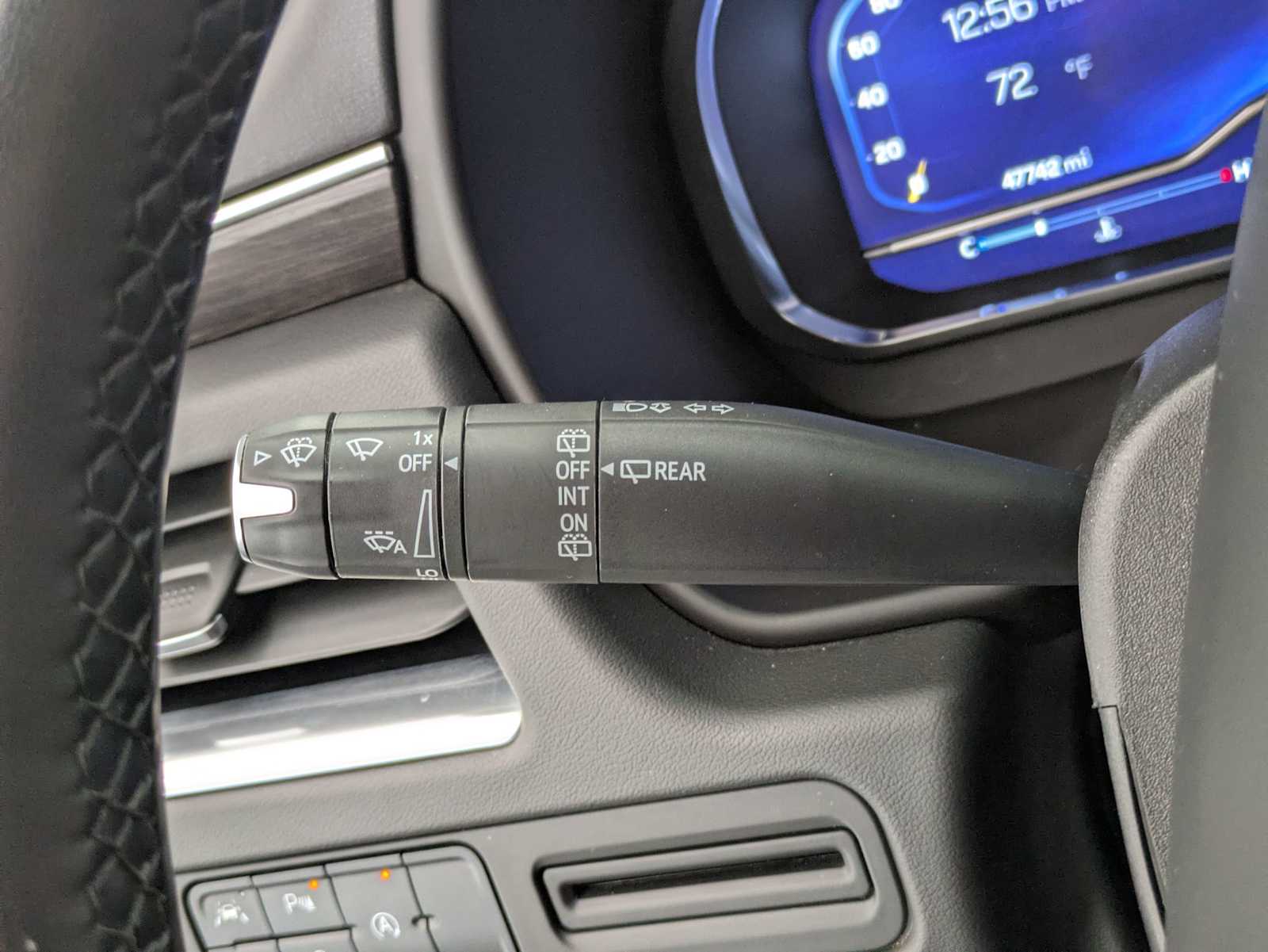 Thumbnail: 2024 Chevrolet Suburban - 24