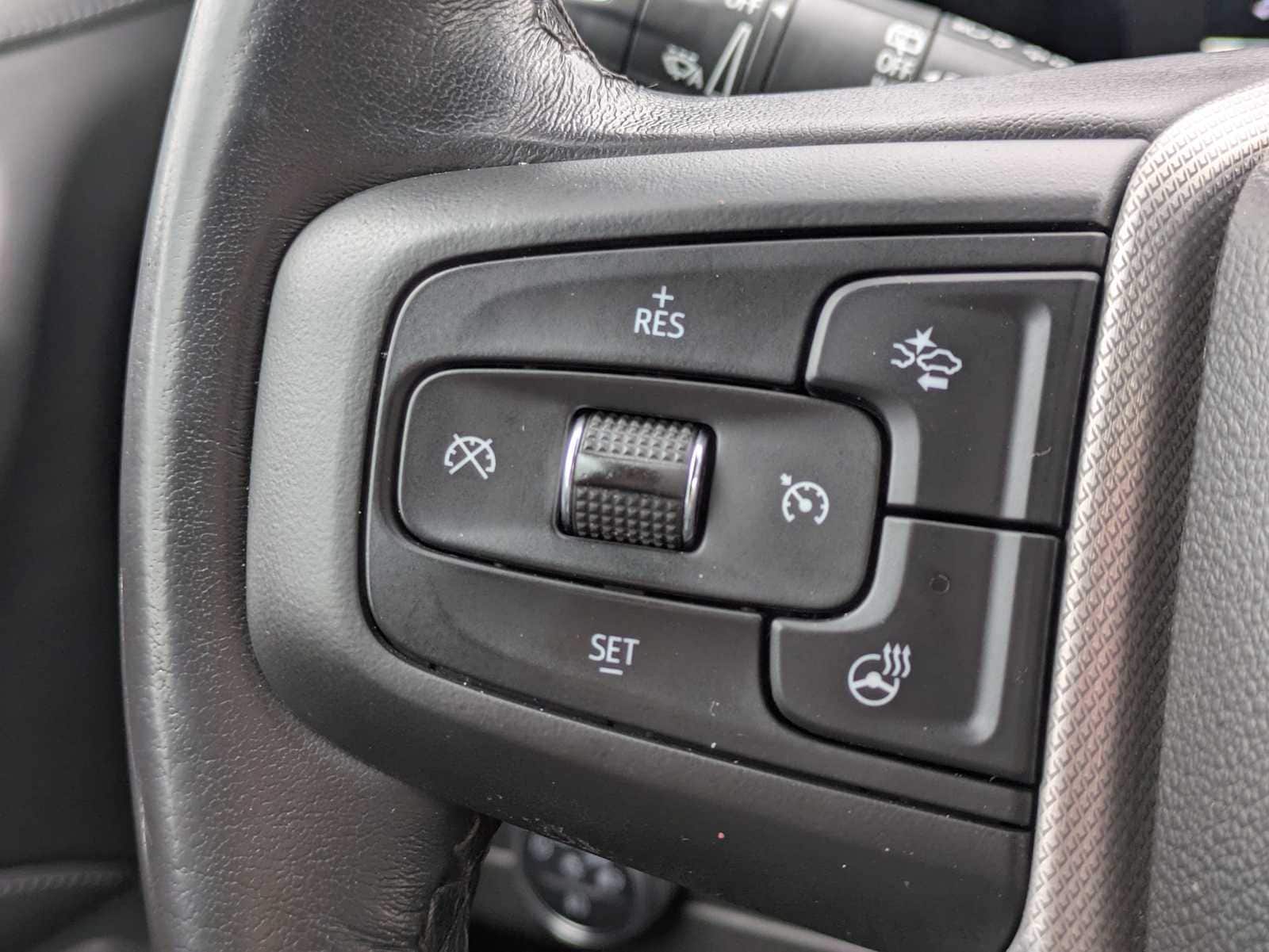 2022 GMC Yukon Denali 27