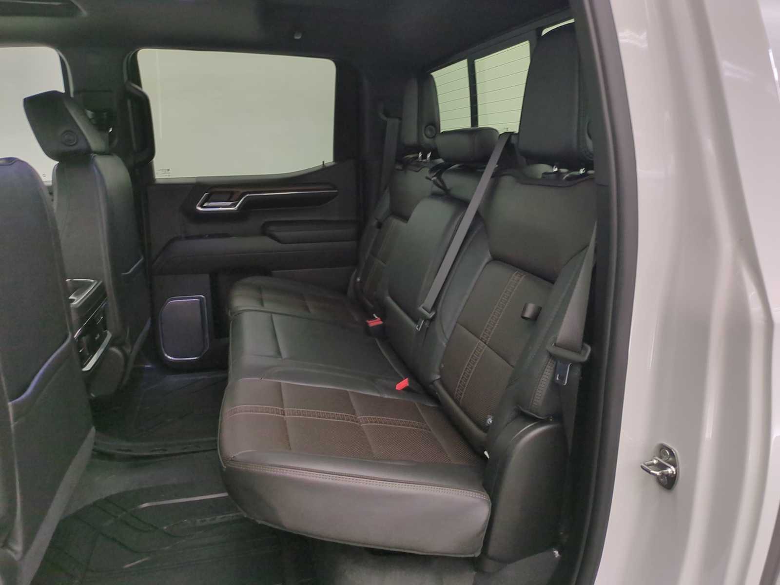 Thumbnail: 2024 Chevrolet Silverado 1500 - 19