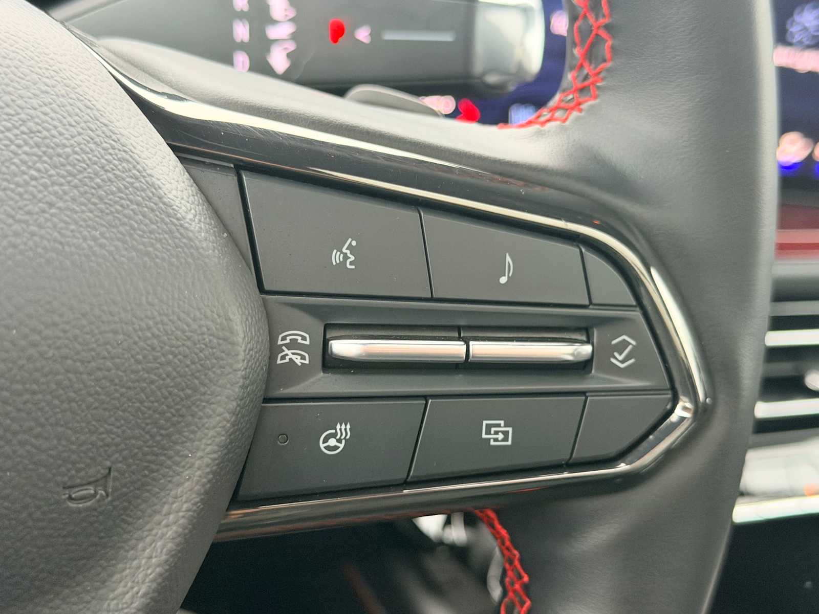 Thumbnail: 2024 Chevrolet Traverse - 26