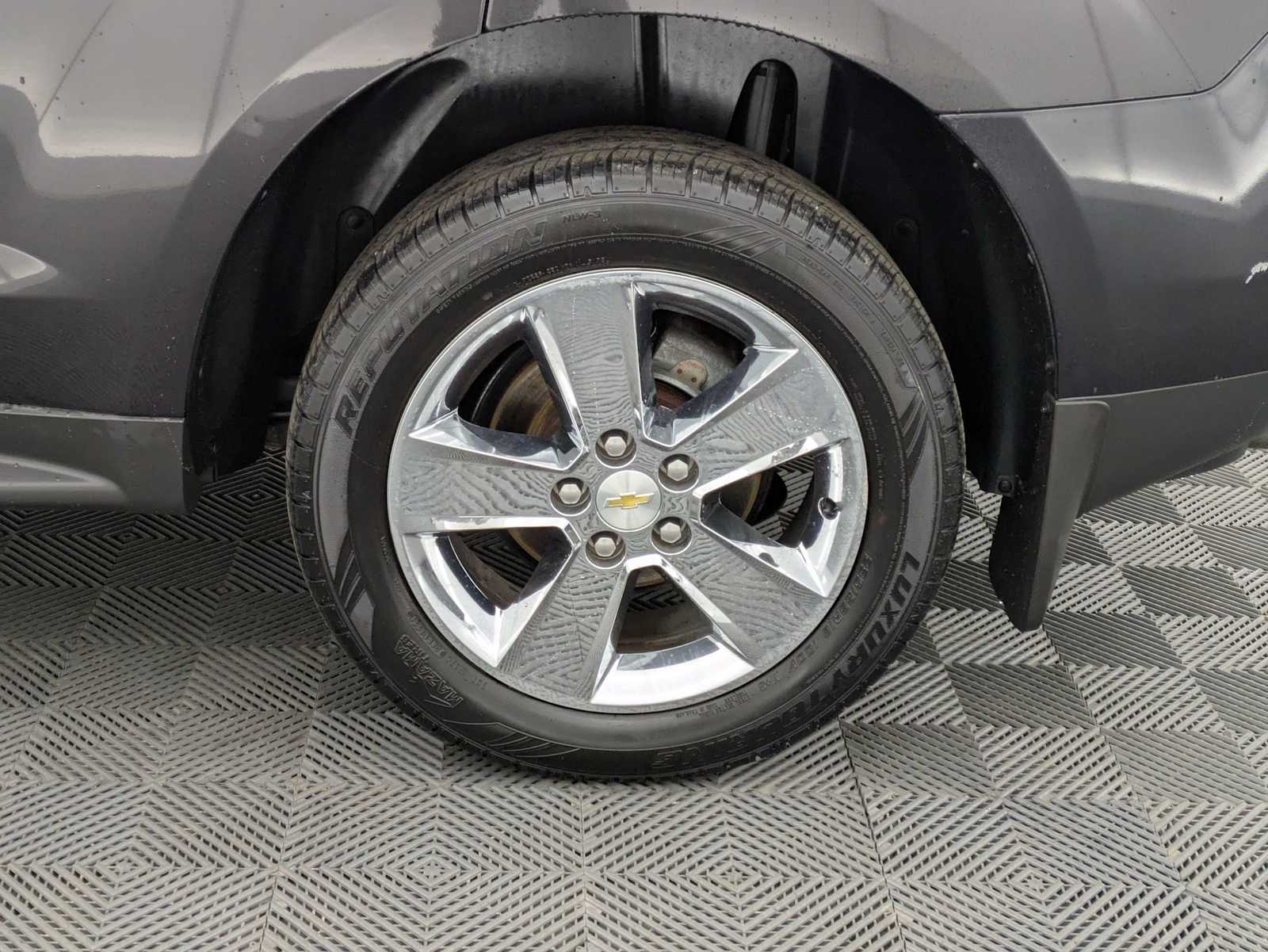 Thumbnail: 2015 Chevrolet Equinox - 14