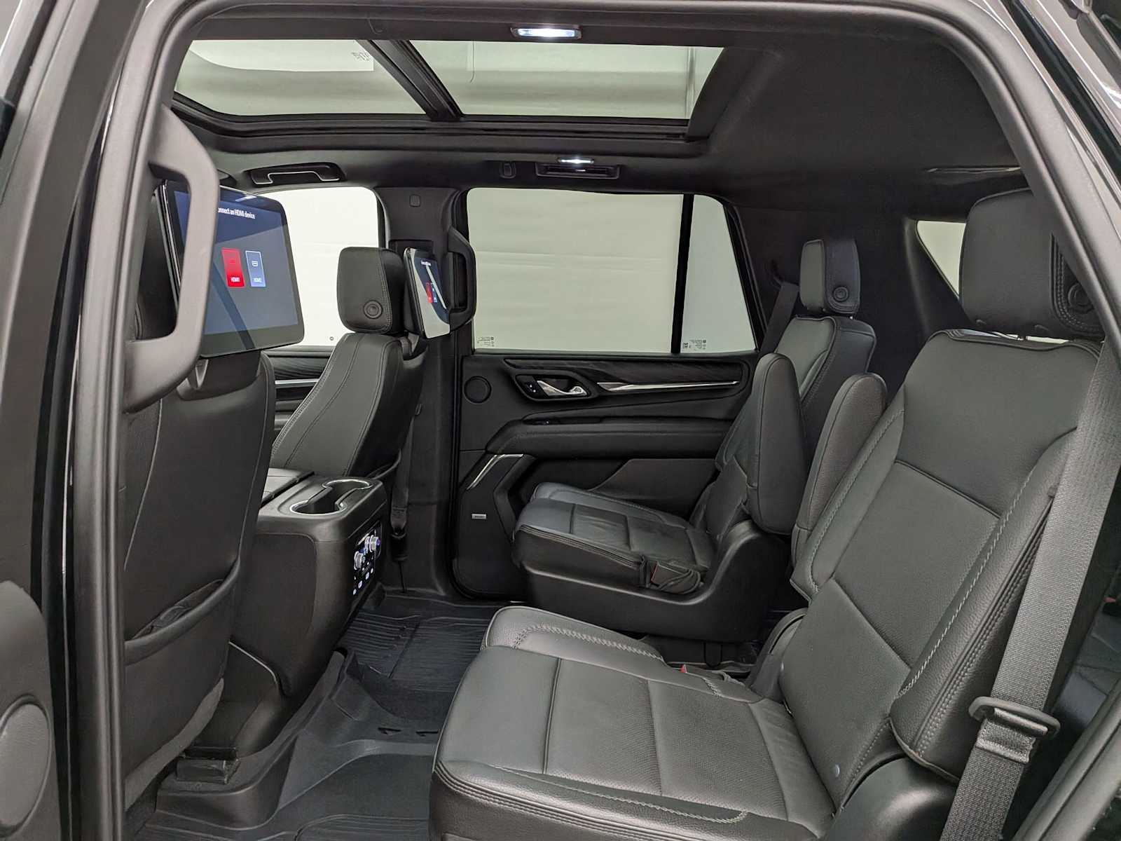 Thumbnail: 2023 GMC Yukon - 24