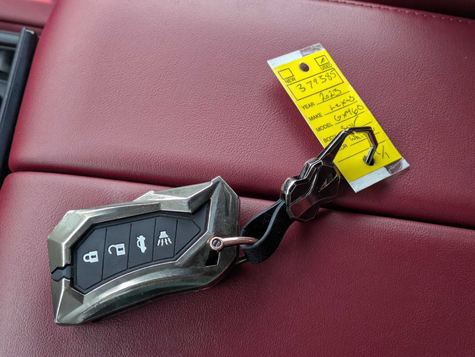 Thumbnail: 2023 Lexus GX - 35