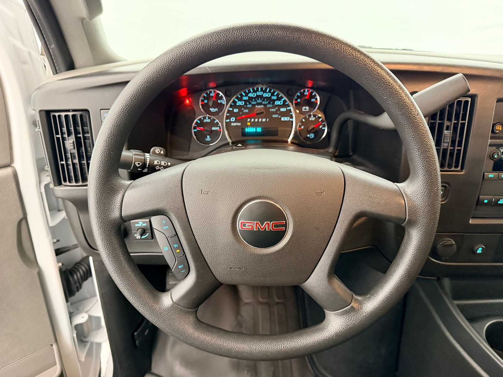 Thumbnail: 2024 GMC Savana - 19