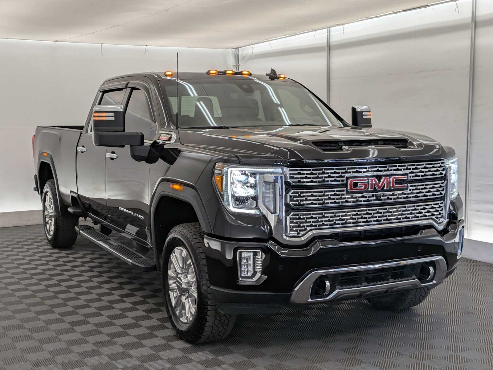 Thumbnail: 2022 GMC Sierra 3500 - 8