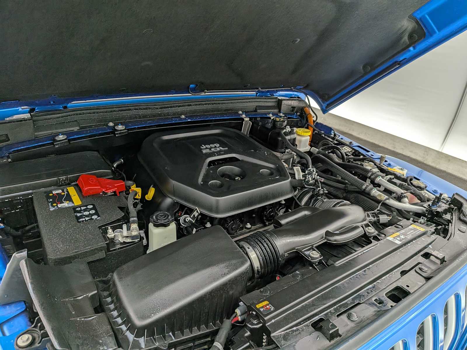 Thumbnail: 2021 Jeep Wrangler - 15