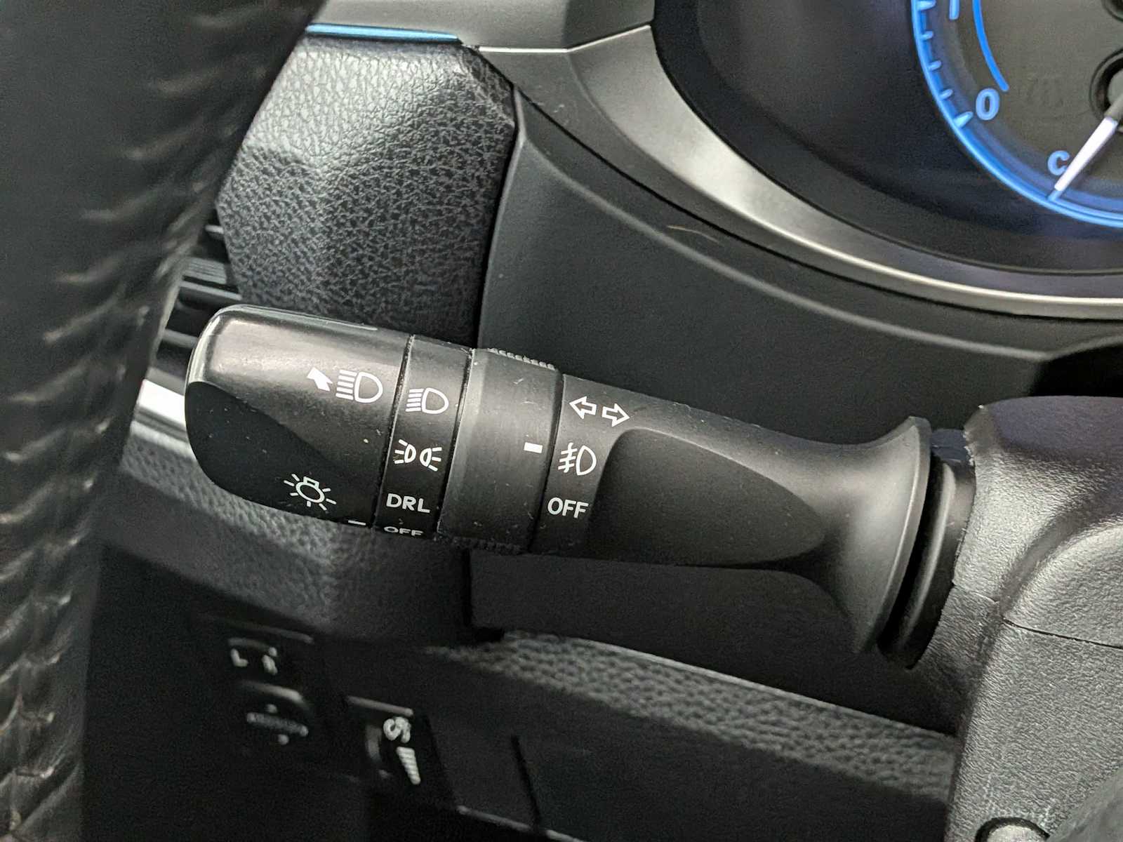 Thumbnail: 2016 Toyota Corolla - 27