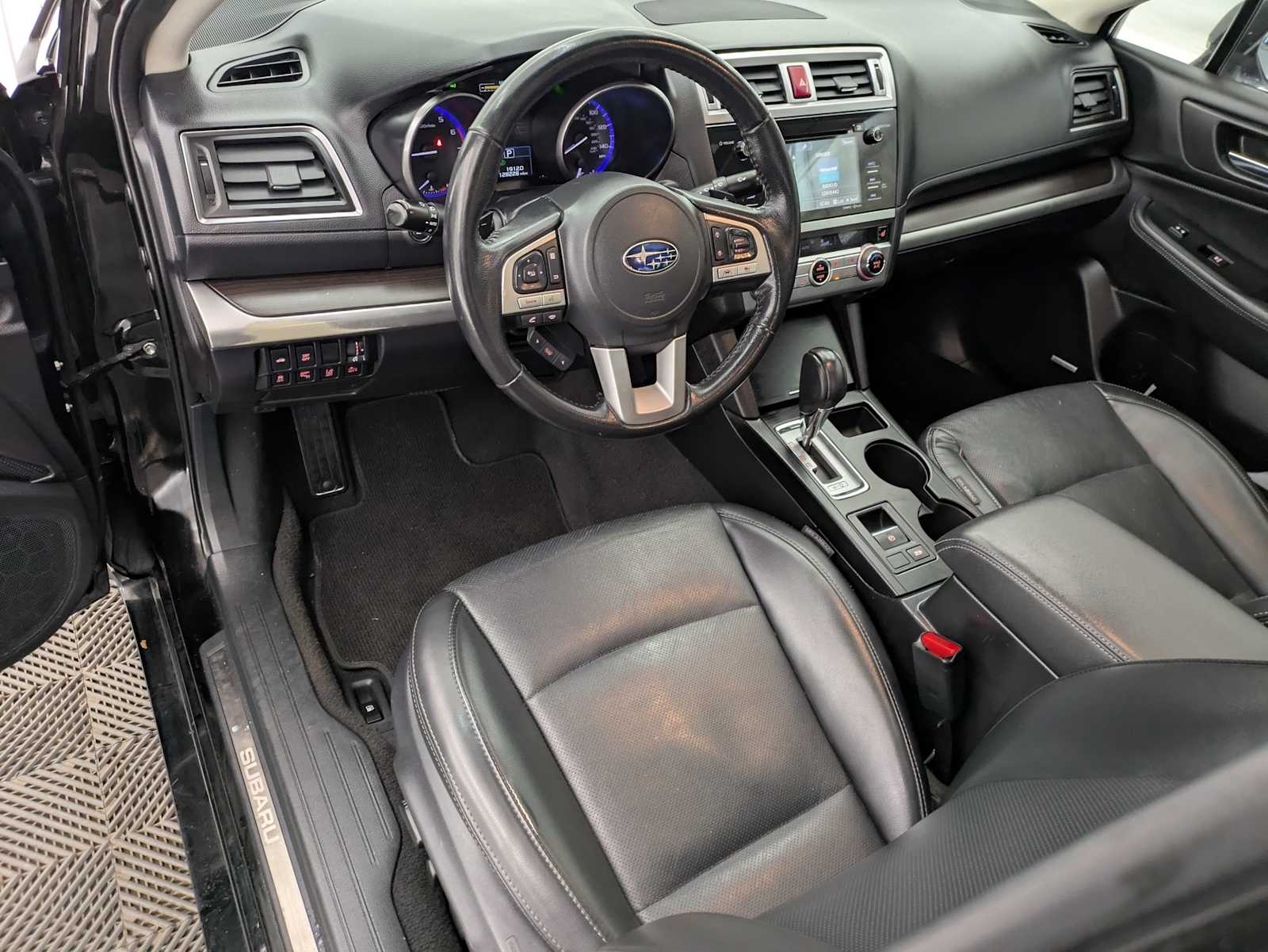 Thumbnail: 2017 Subaru Legacy - 2