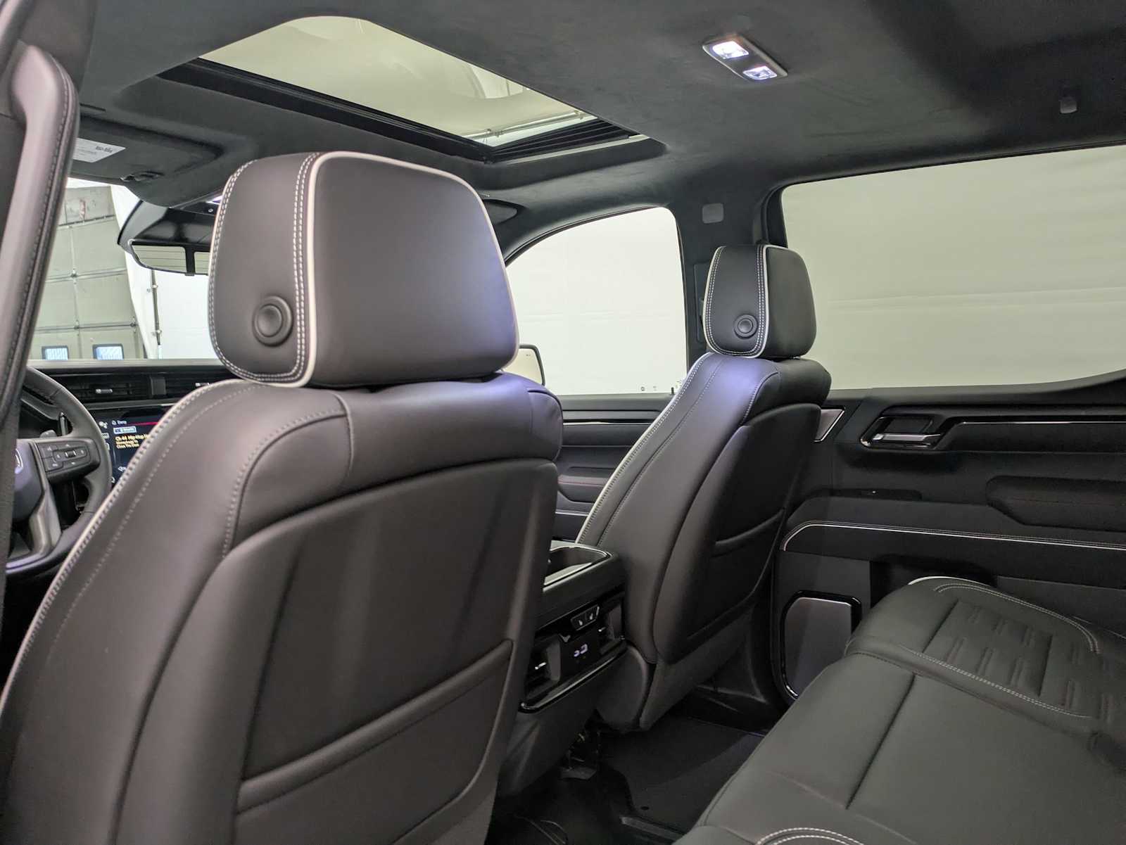 2025 GMC Sierra 1500 AT4X 21